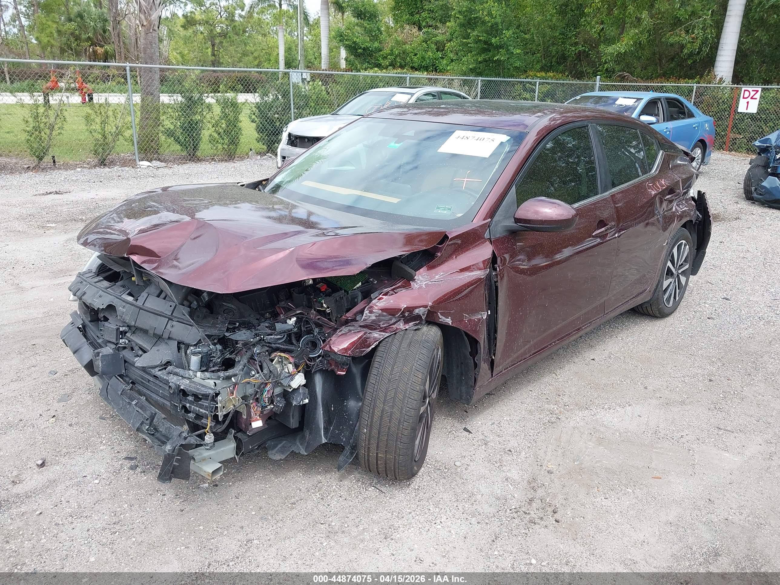 NISSAN SENTRA image 2