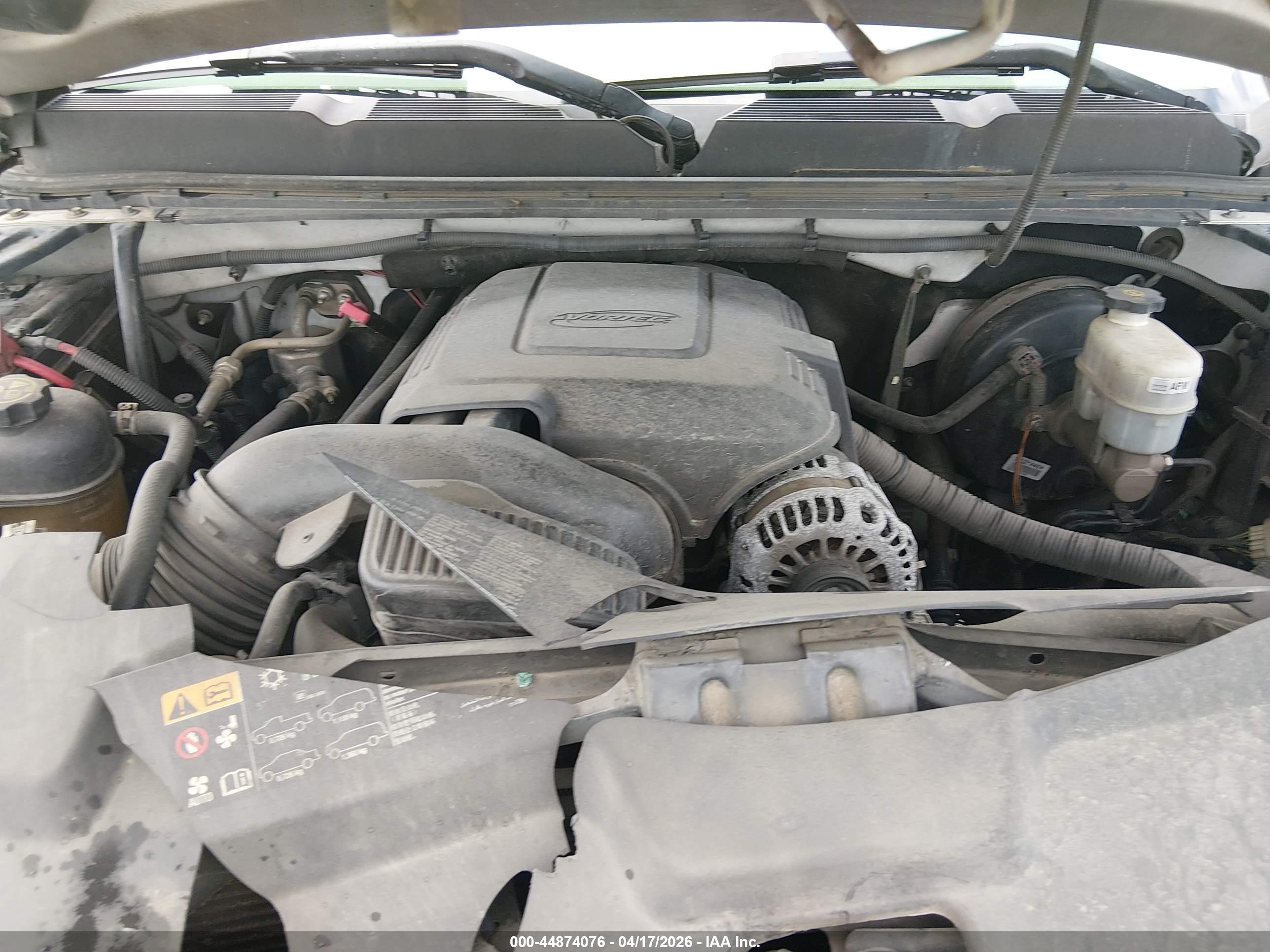 CHEVROLET SILVERADO image 10