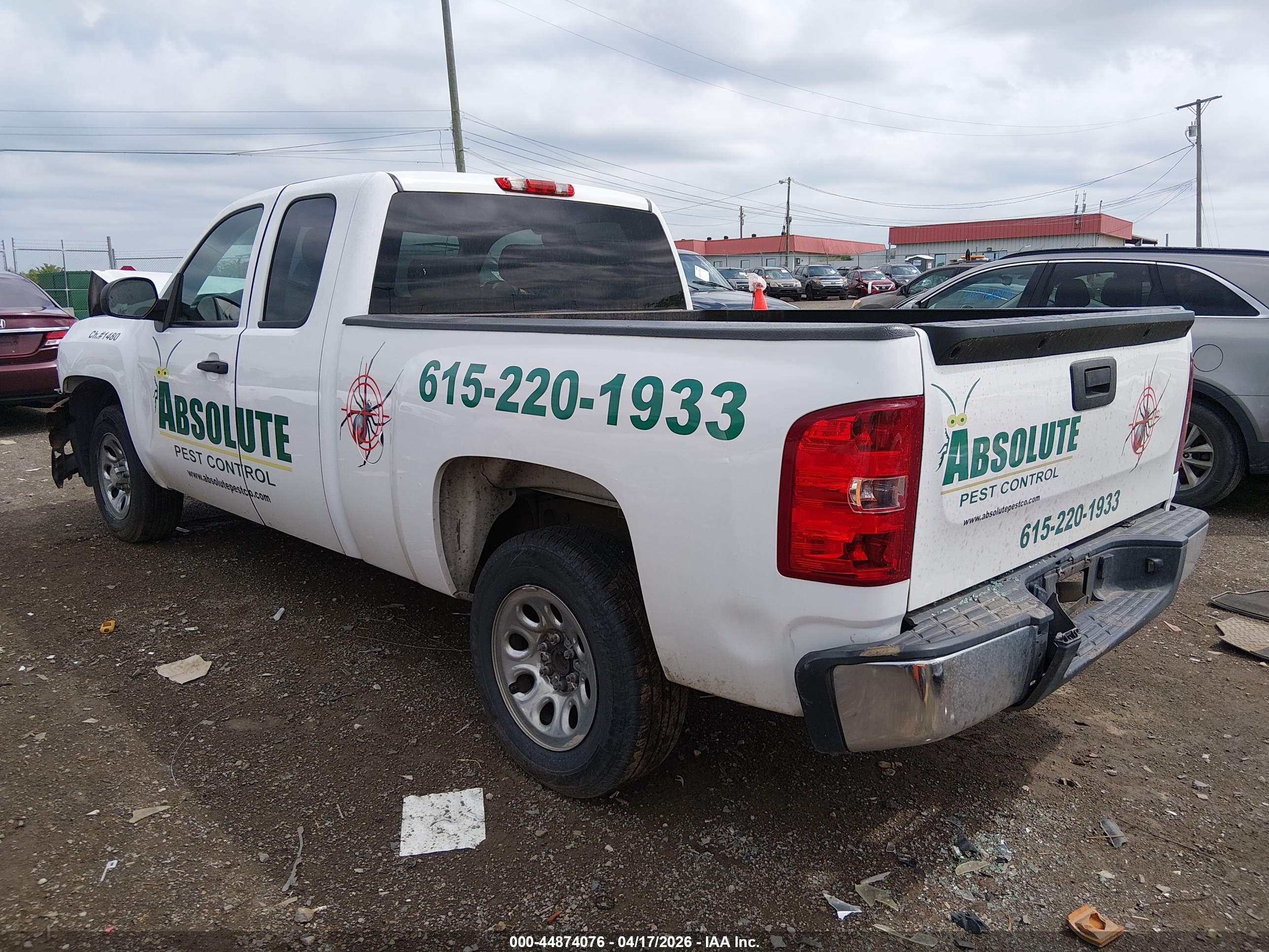 CHEVROLET SILVERADO image 3