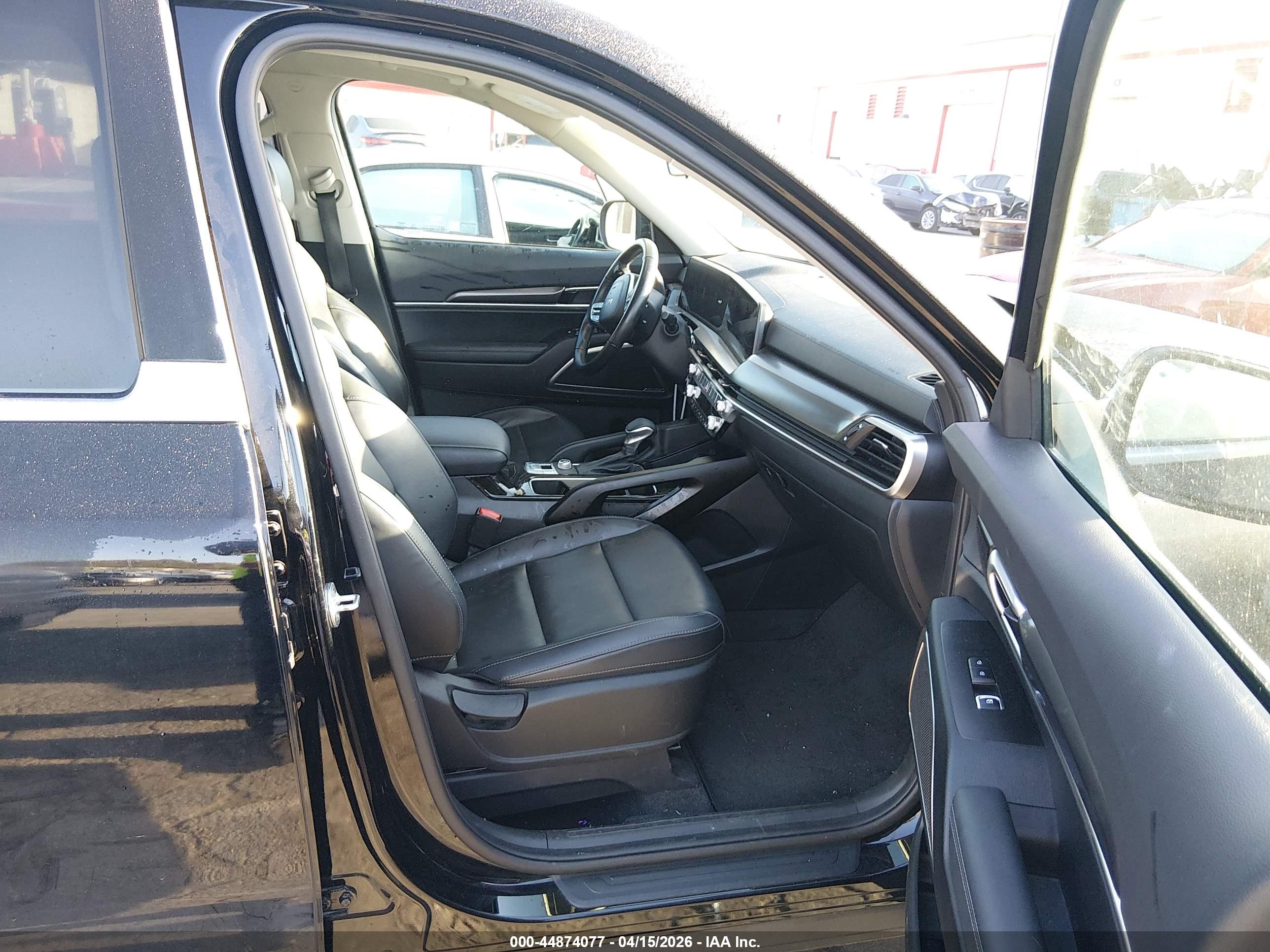 KIA TELLURIDE image 5
