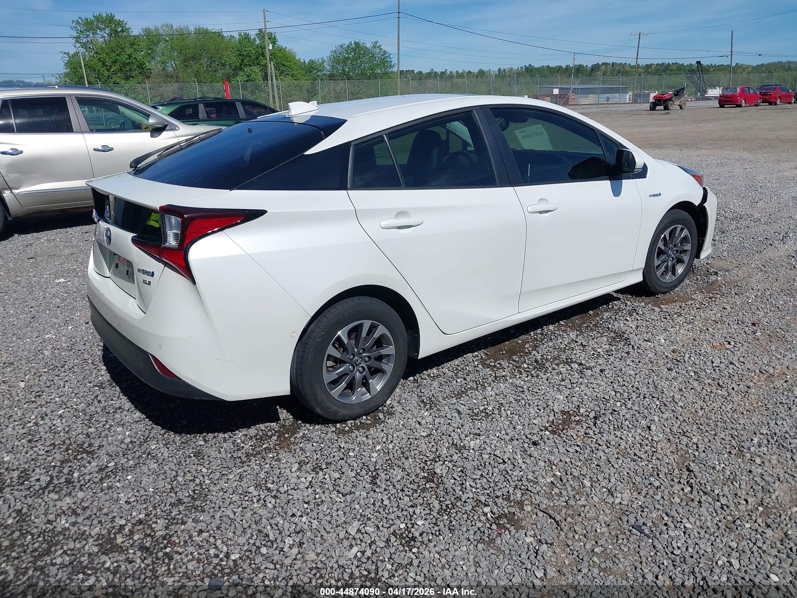 TOYOTA PRIUS image 4