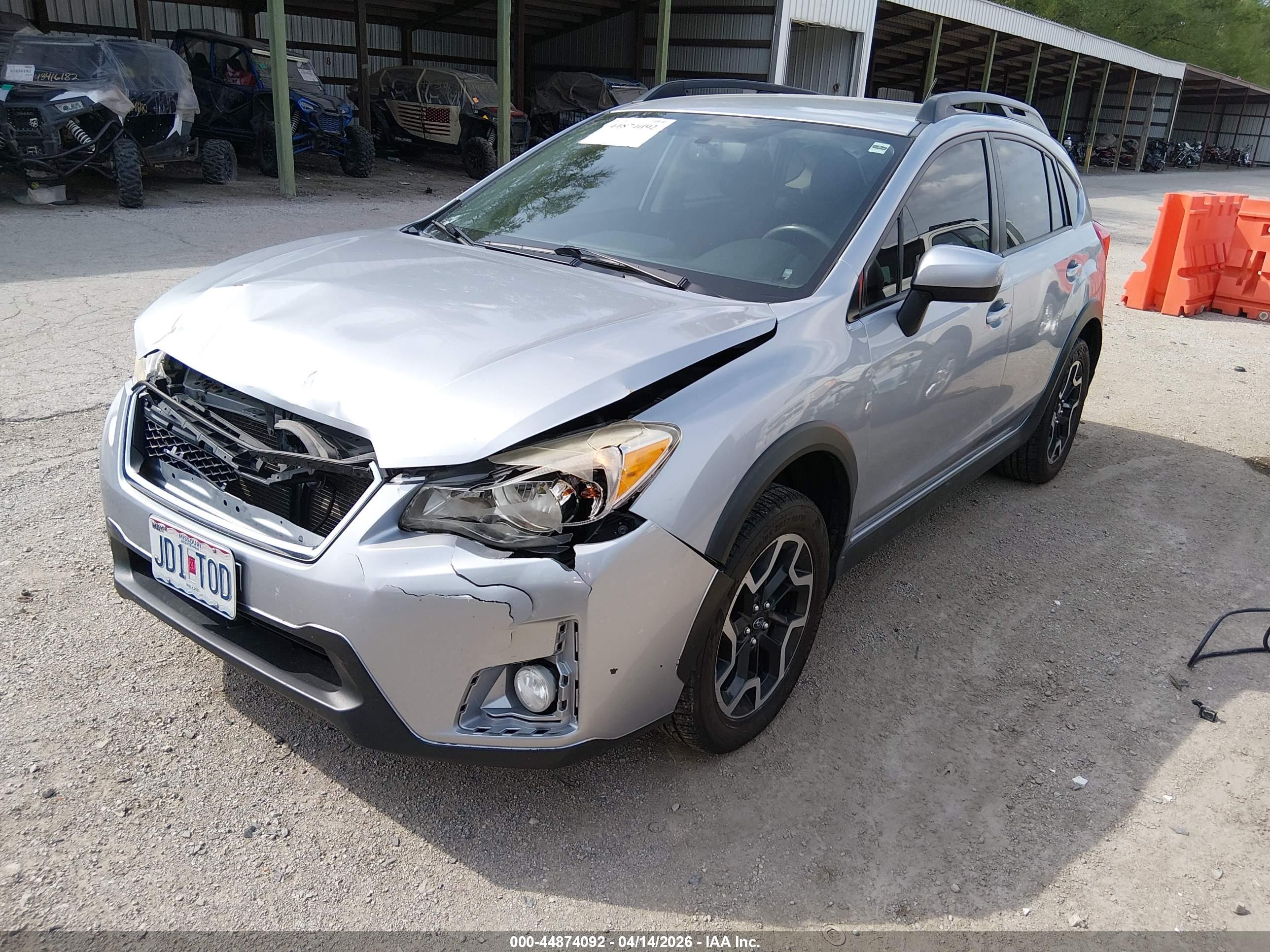 SUBARU CROSSTREK image 2