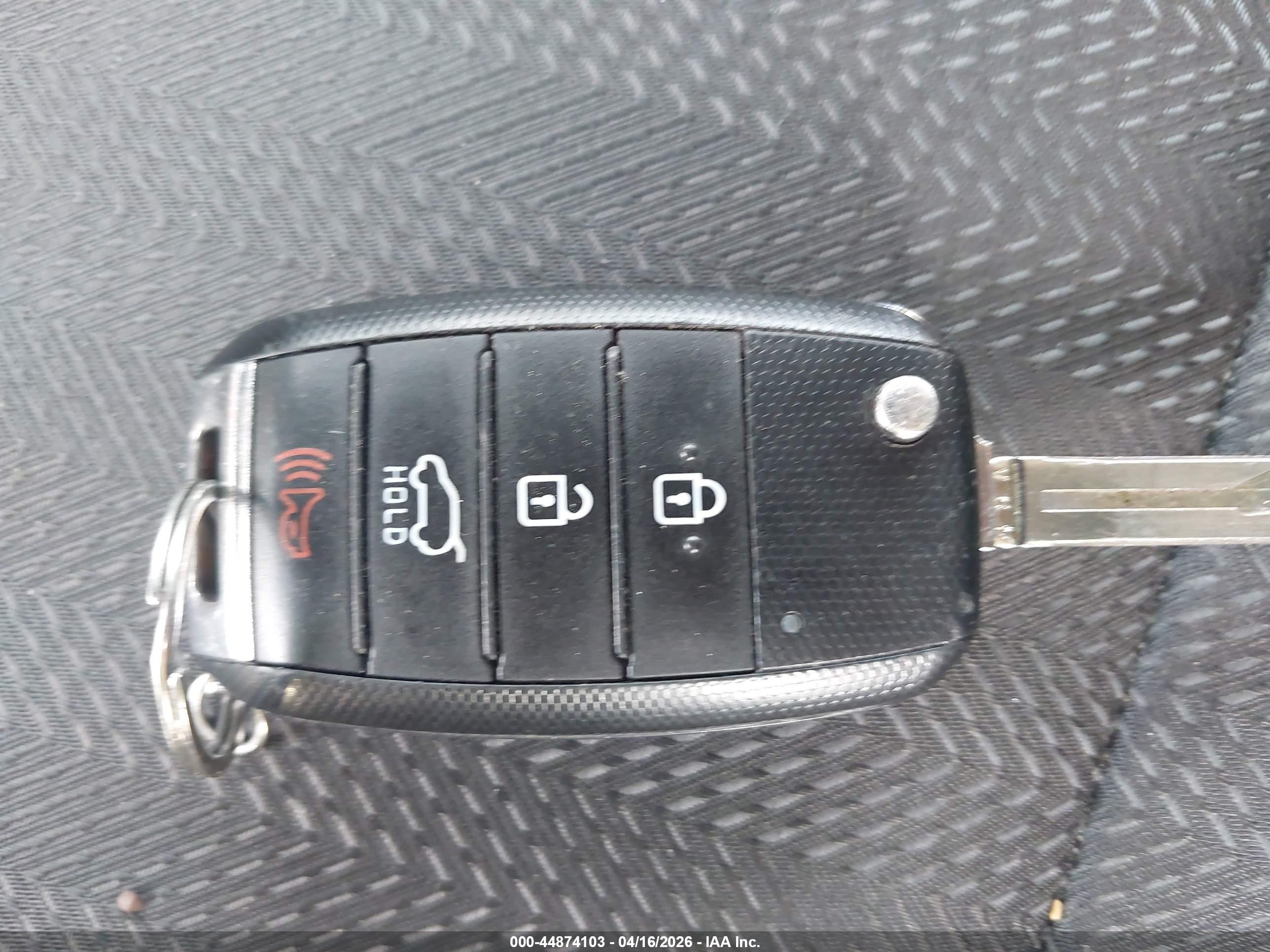 KIA SPORTAGE image 11