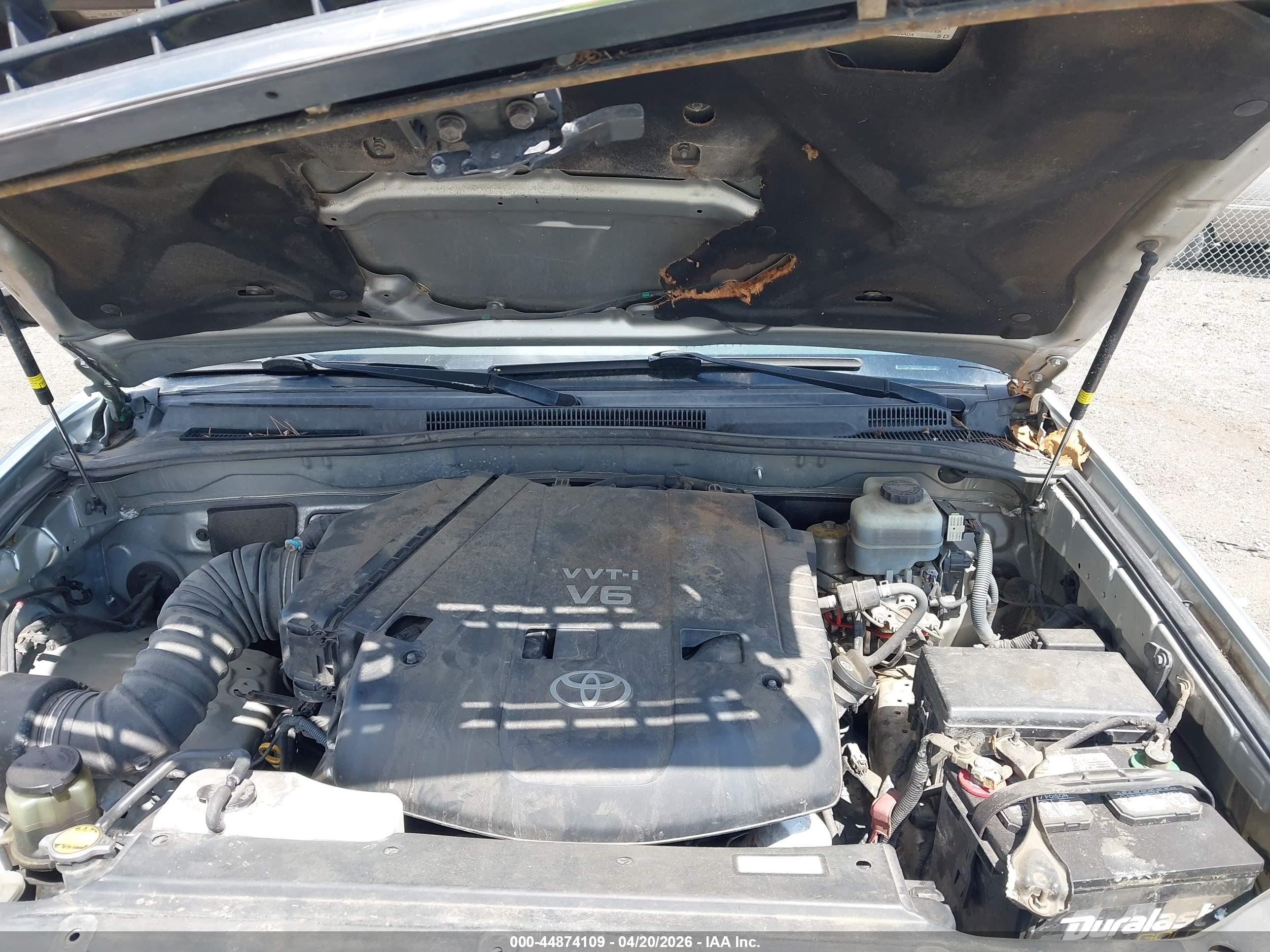 TOYOTA 4RUNNER image 10