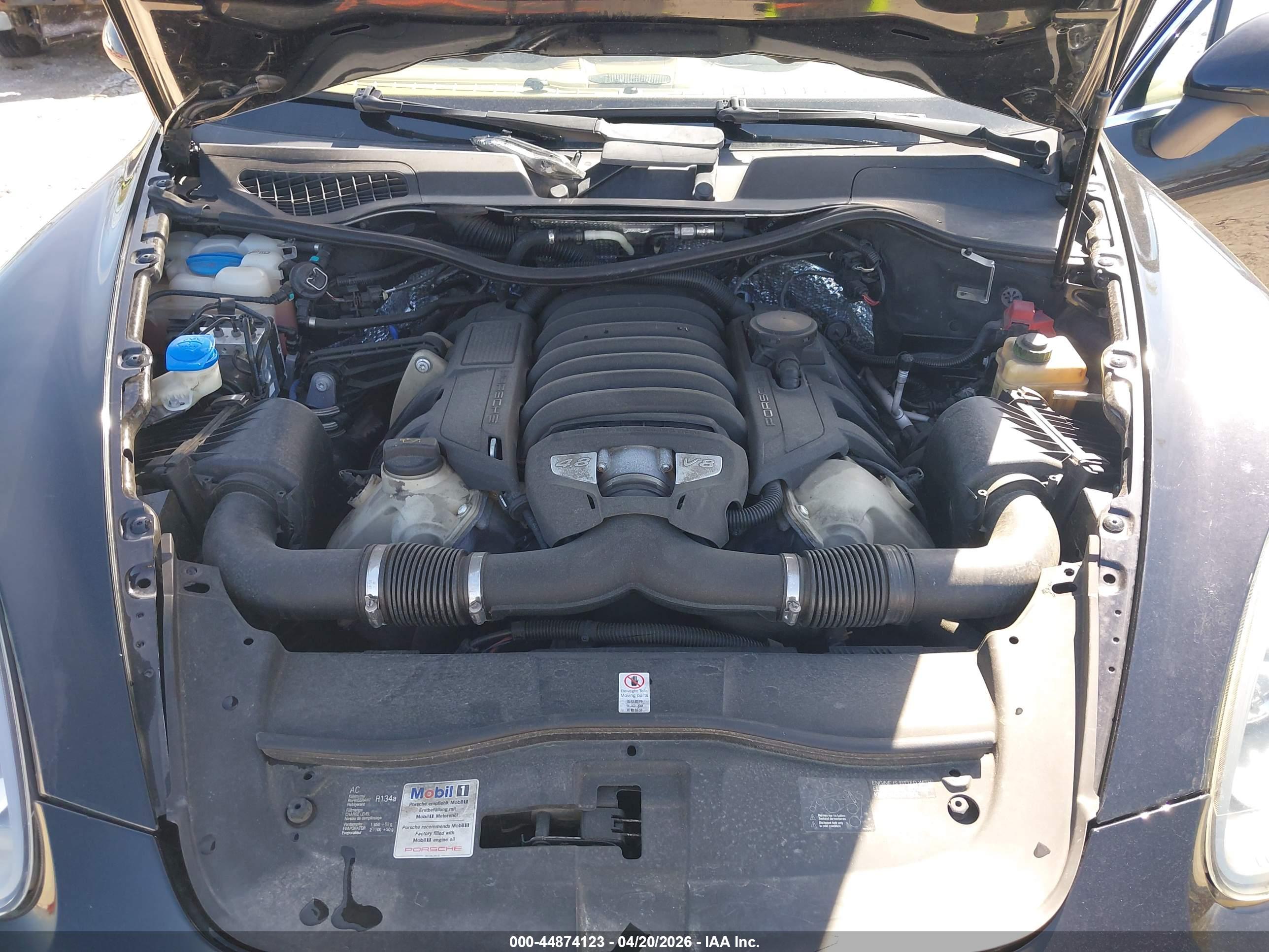 PORSCHE CAYENNE image 10