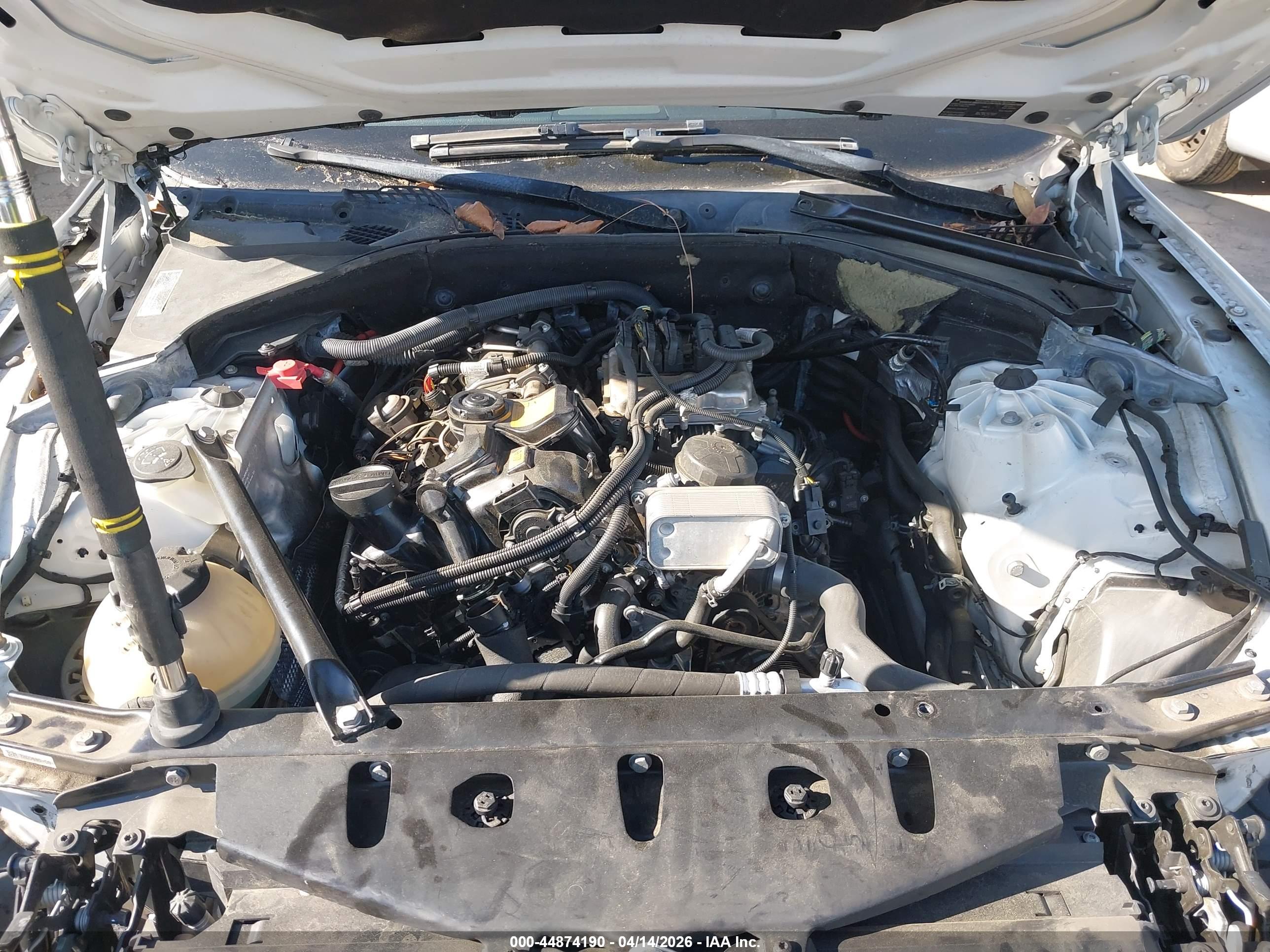 BMW 528I image 10