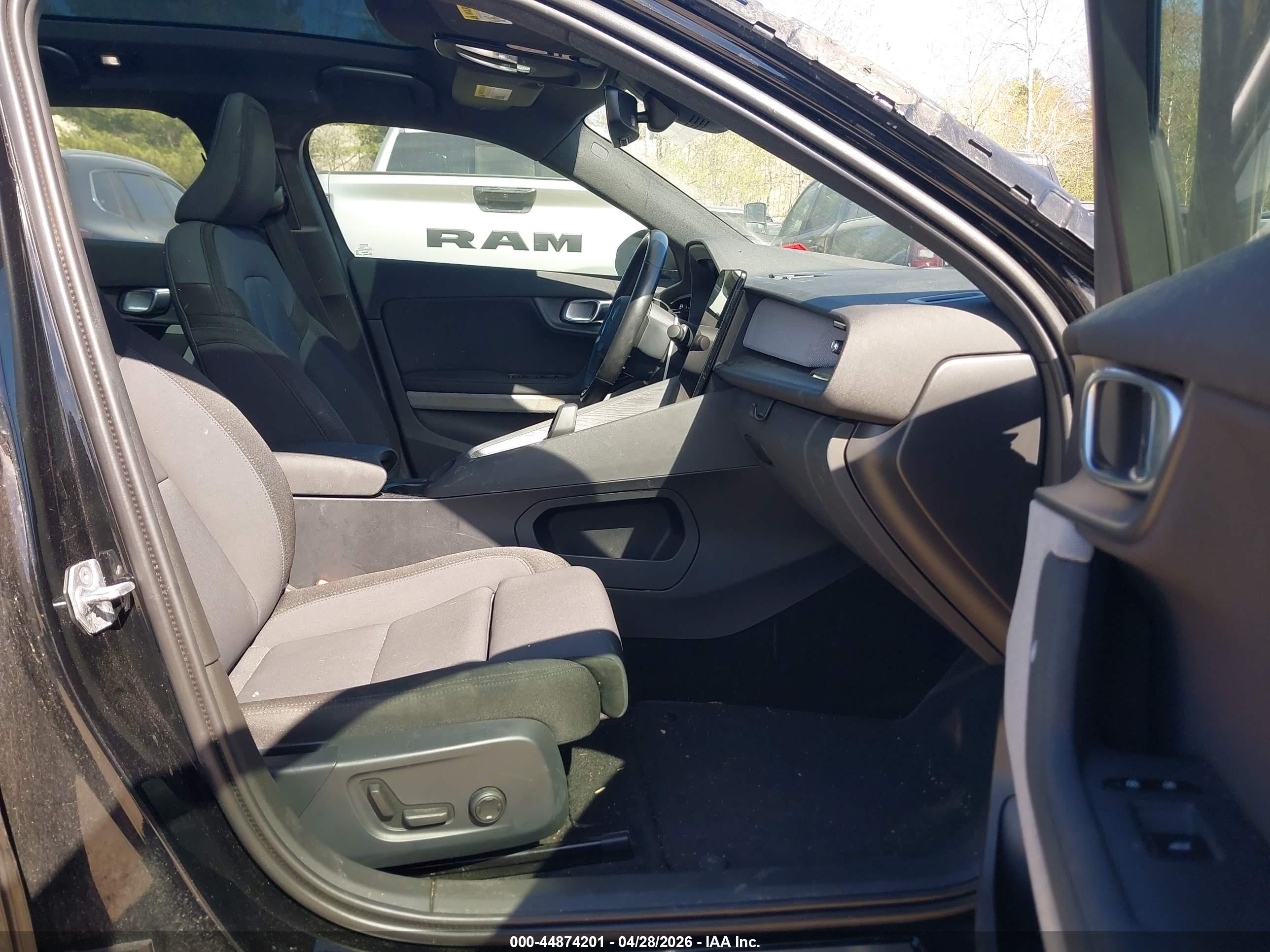 POLESTAR 2 image 5