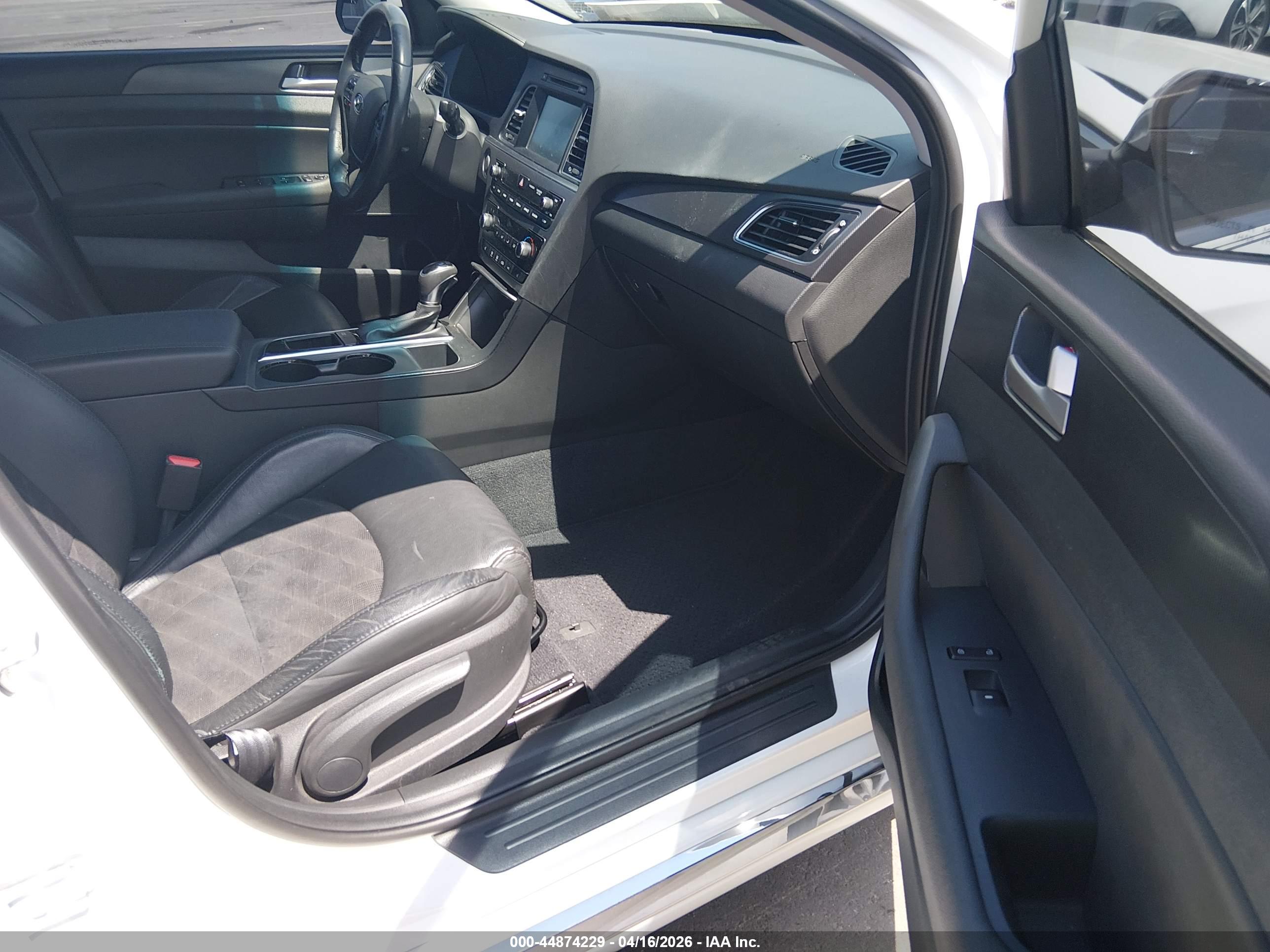 HYUNDAI SONATA image 5