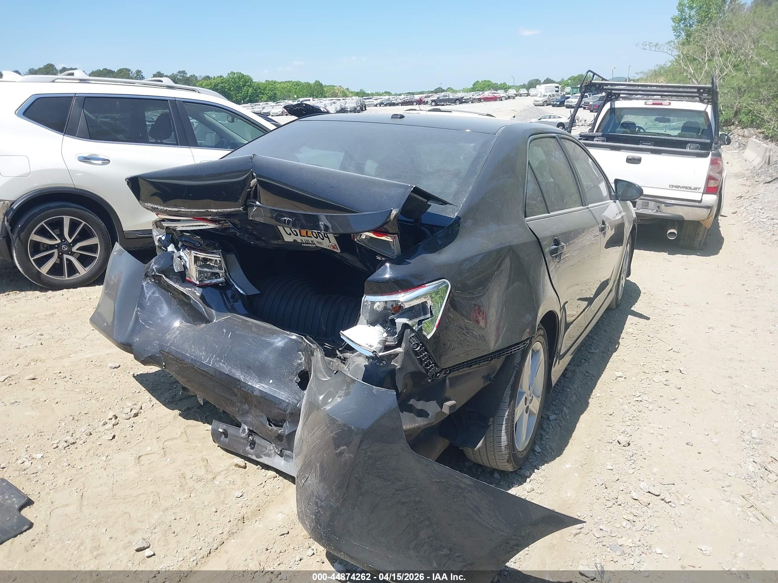 TOYOTA CAMRY image 4