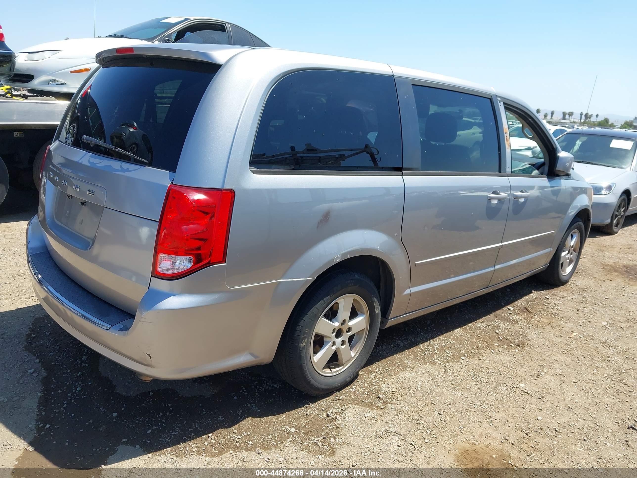 DODGE GRAND image 4