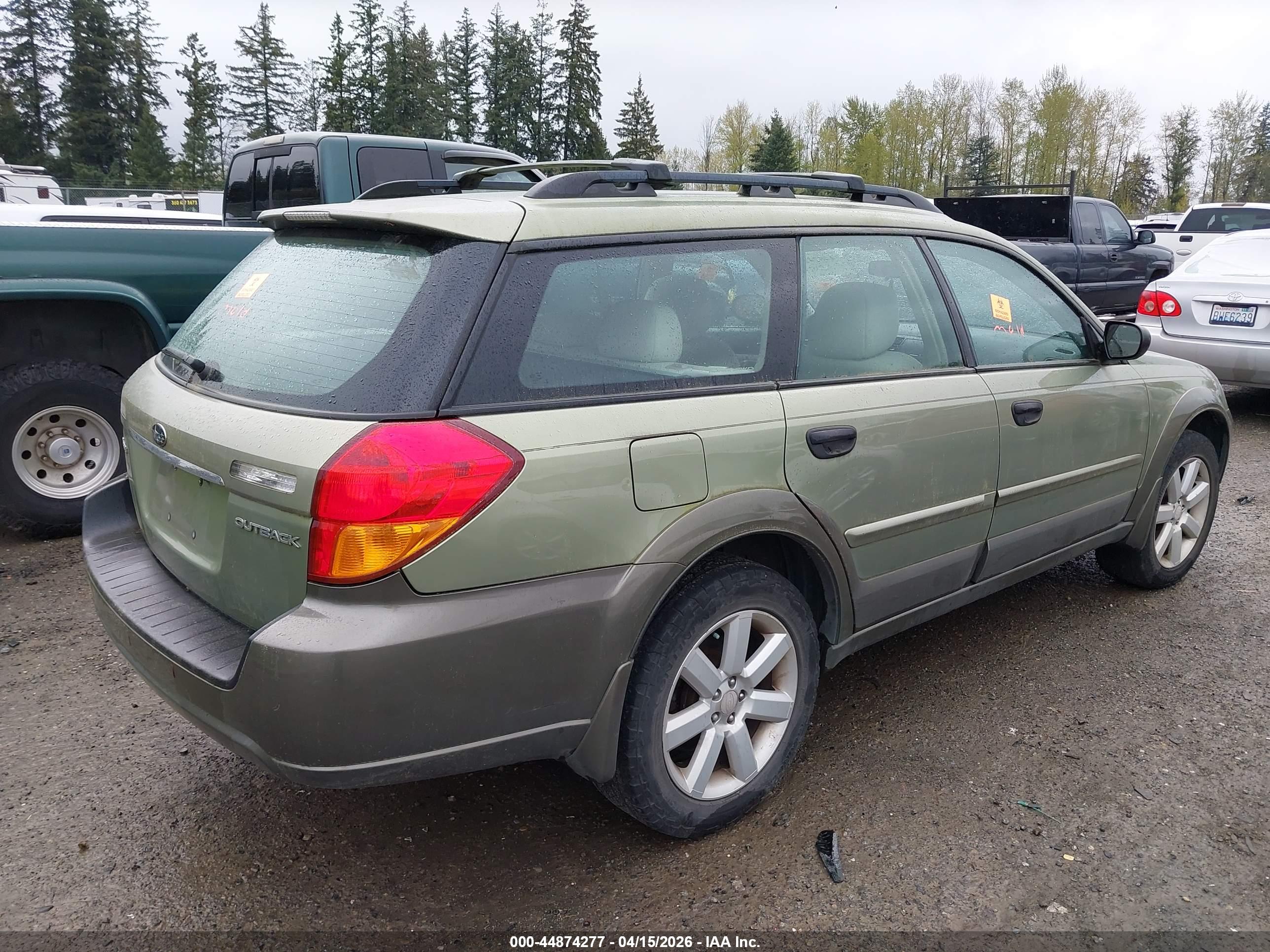 SUBARU OUTBACK image 4