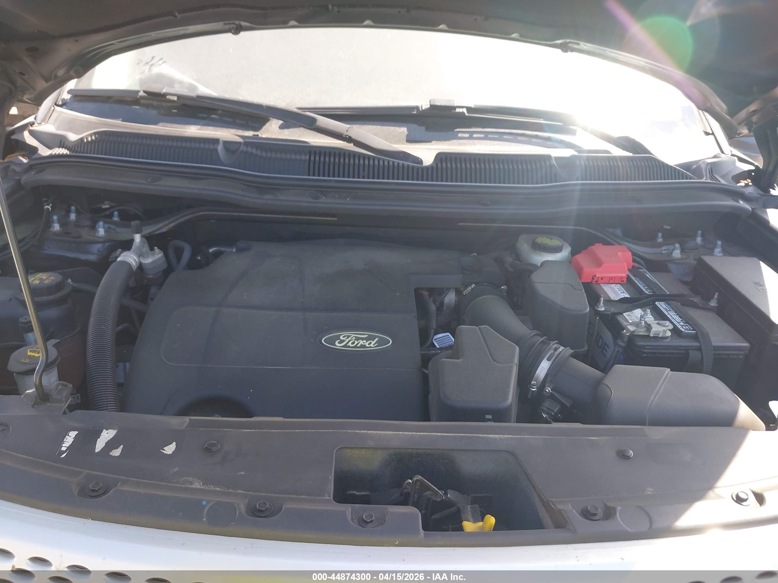 FORD EXPLORER image 10