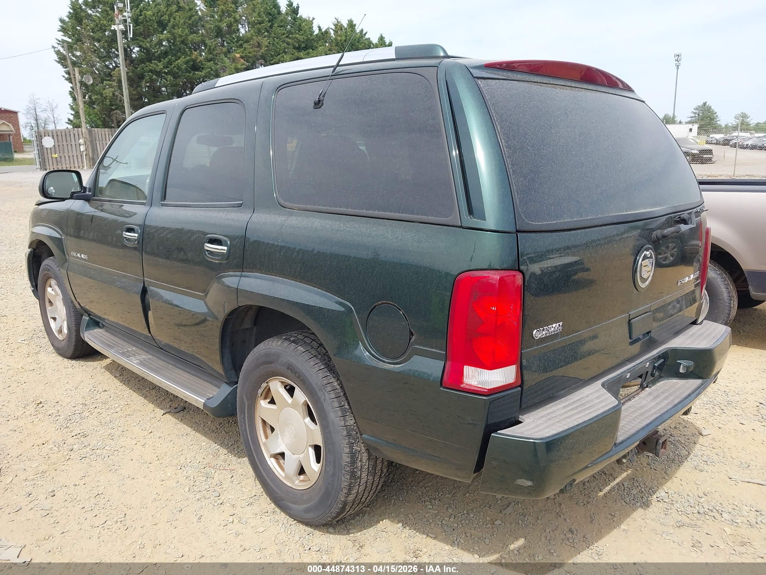 CADILLAC ESCALADE image 3