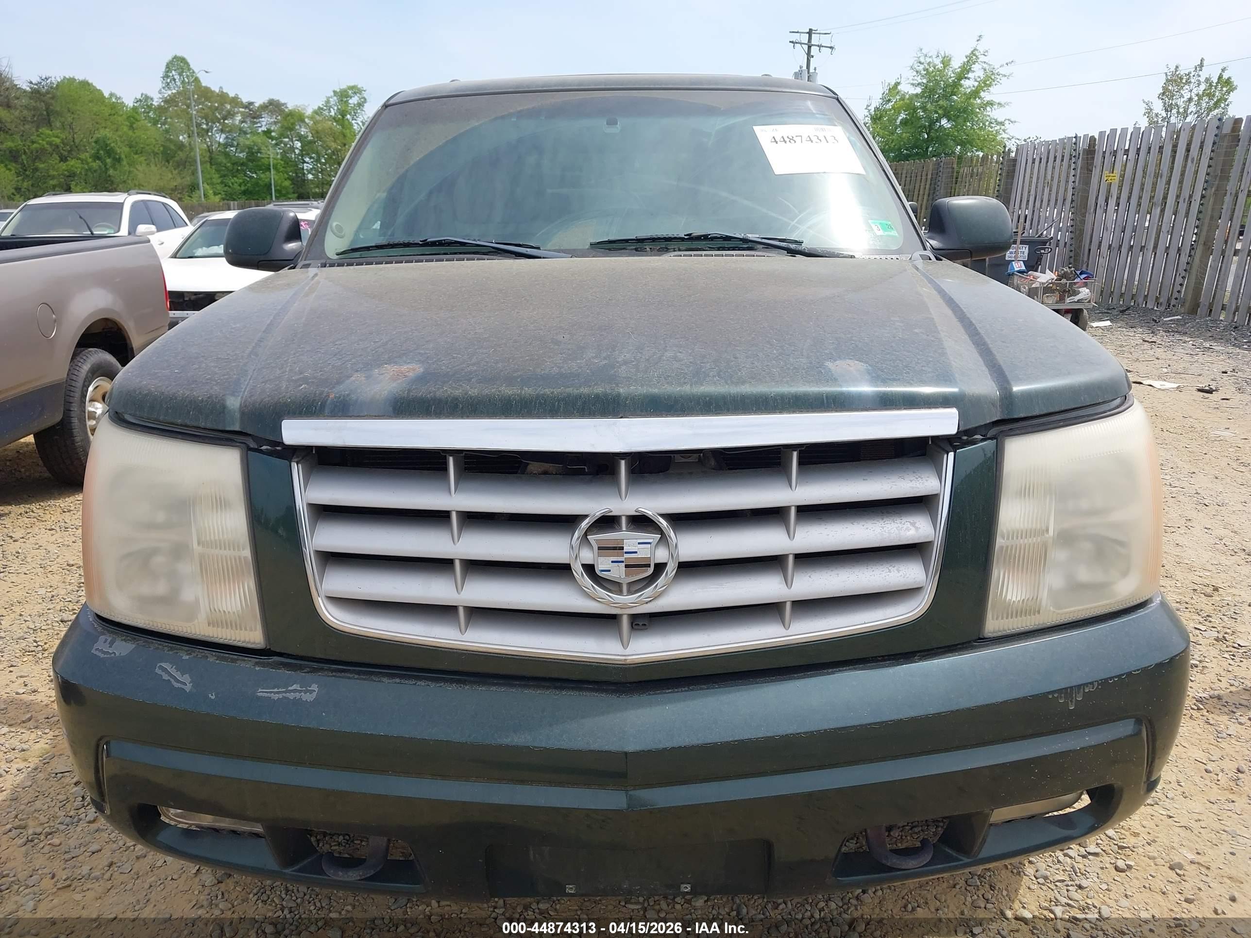 CADILLAC ESCALADE image 6