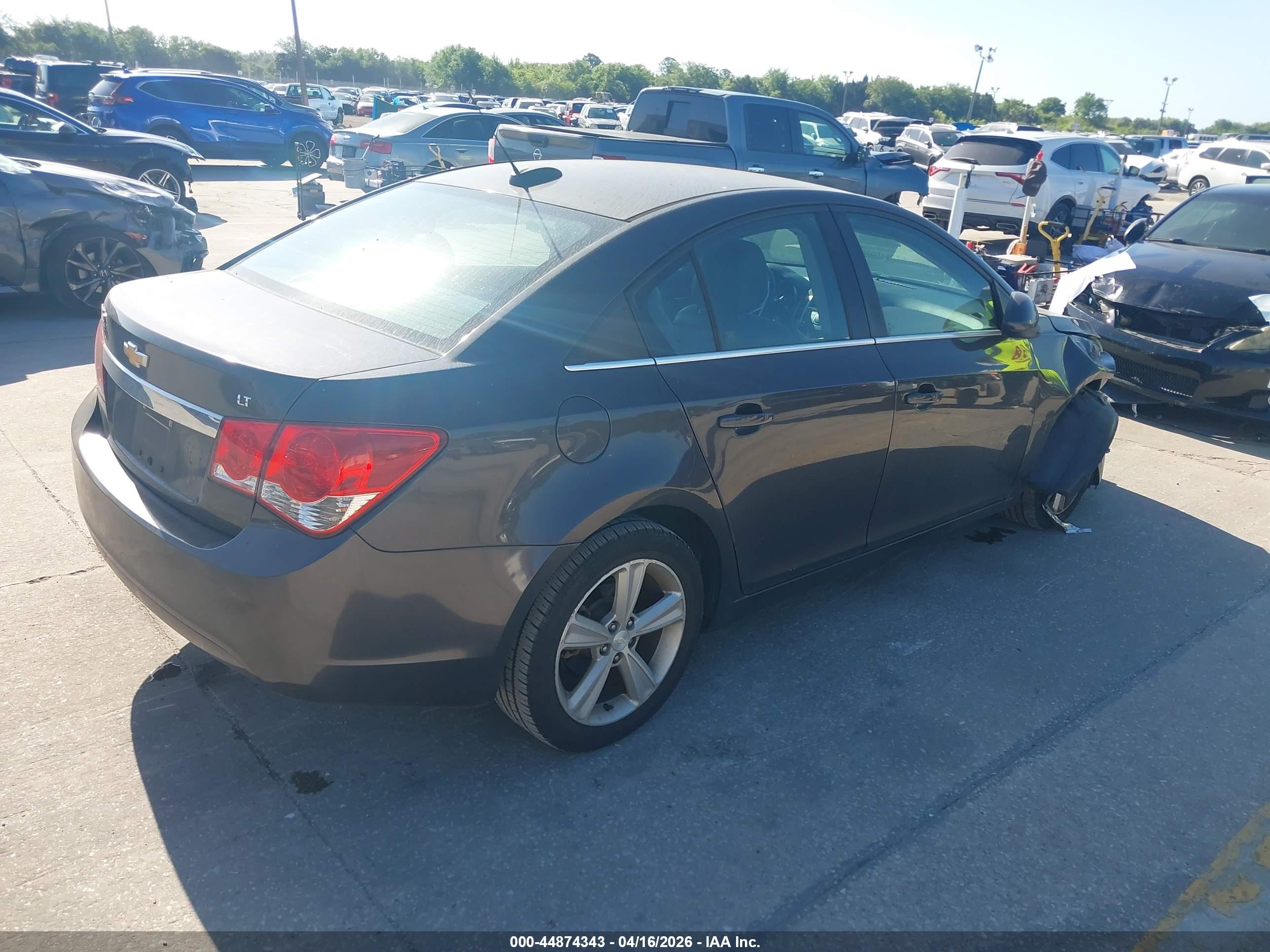 CHEVROLET CRUZE image 4
