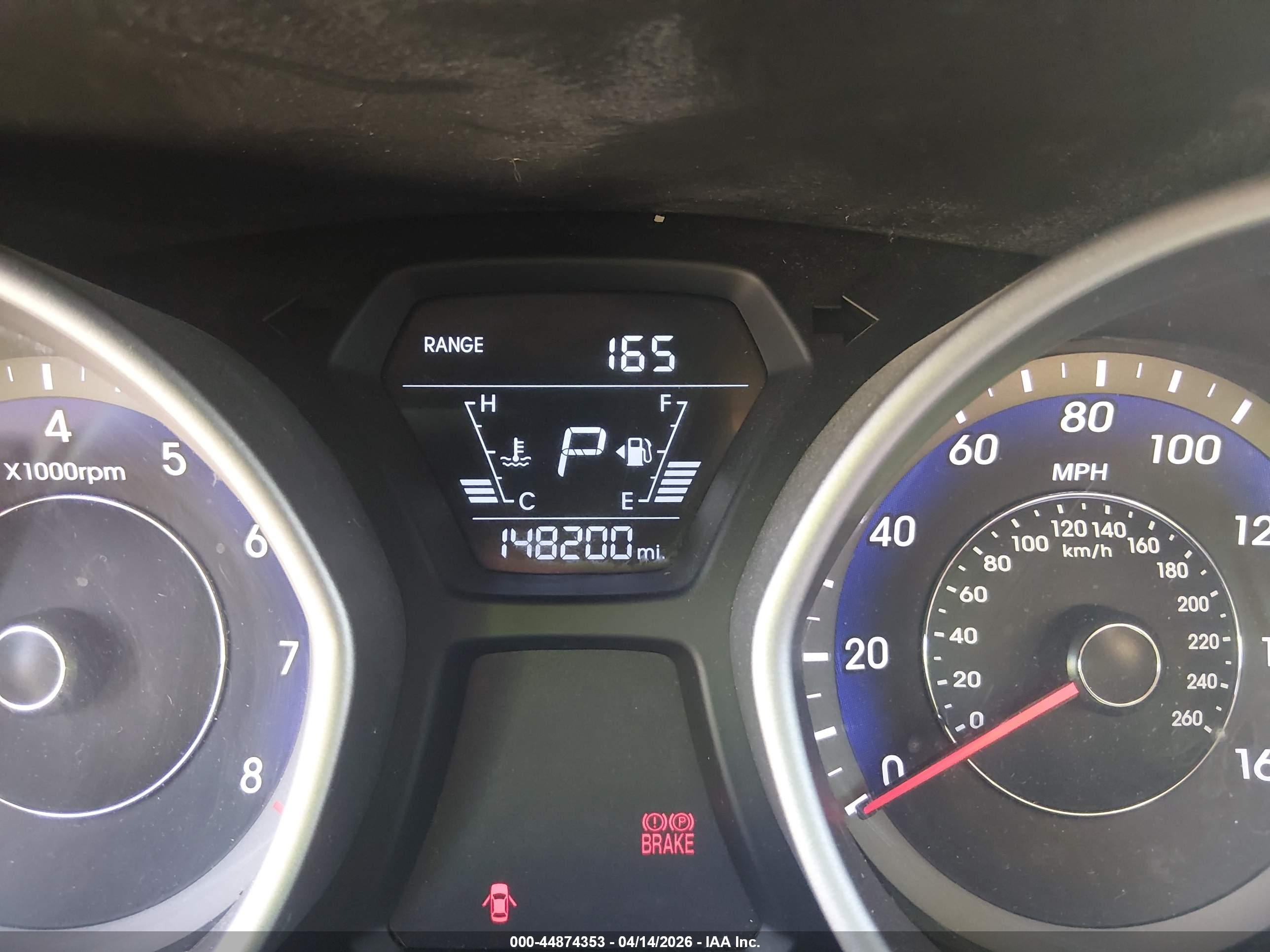 HYUNDAI ELANTRA image 7