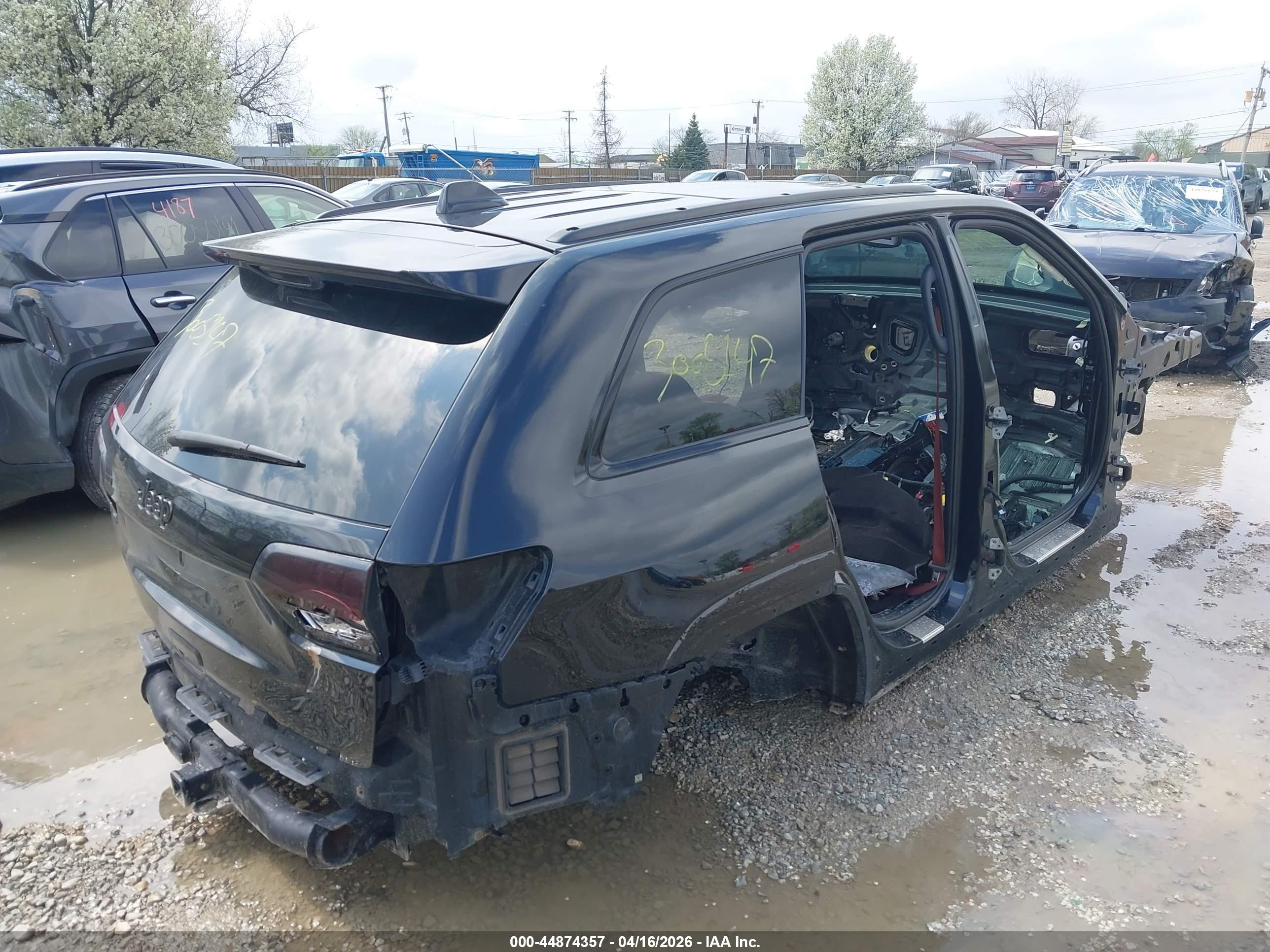 JEEP GRAND image 4