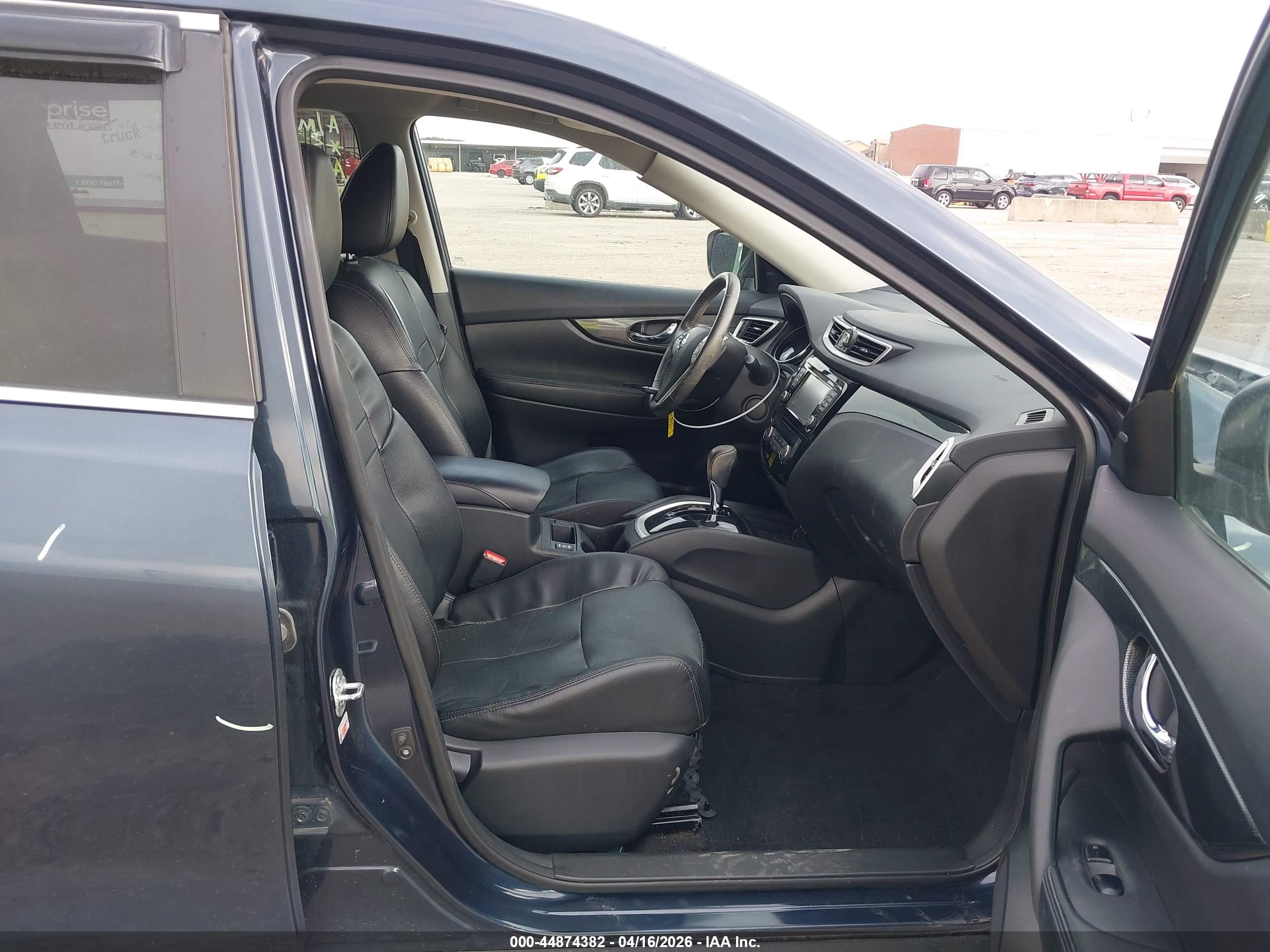 NISSAN ROGUE image 5