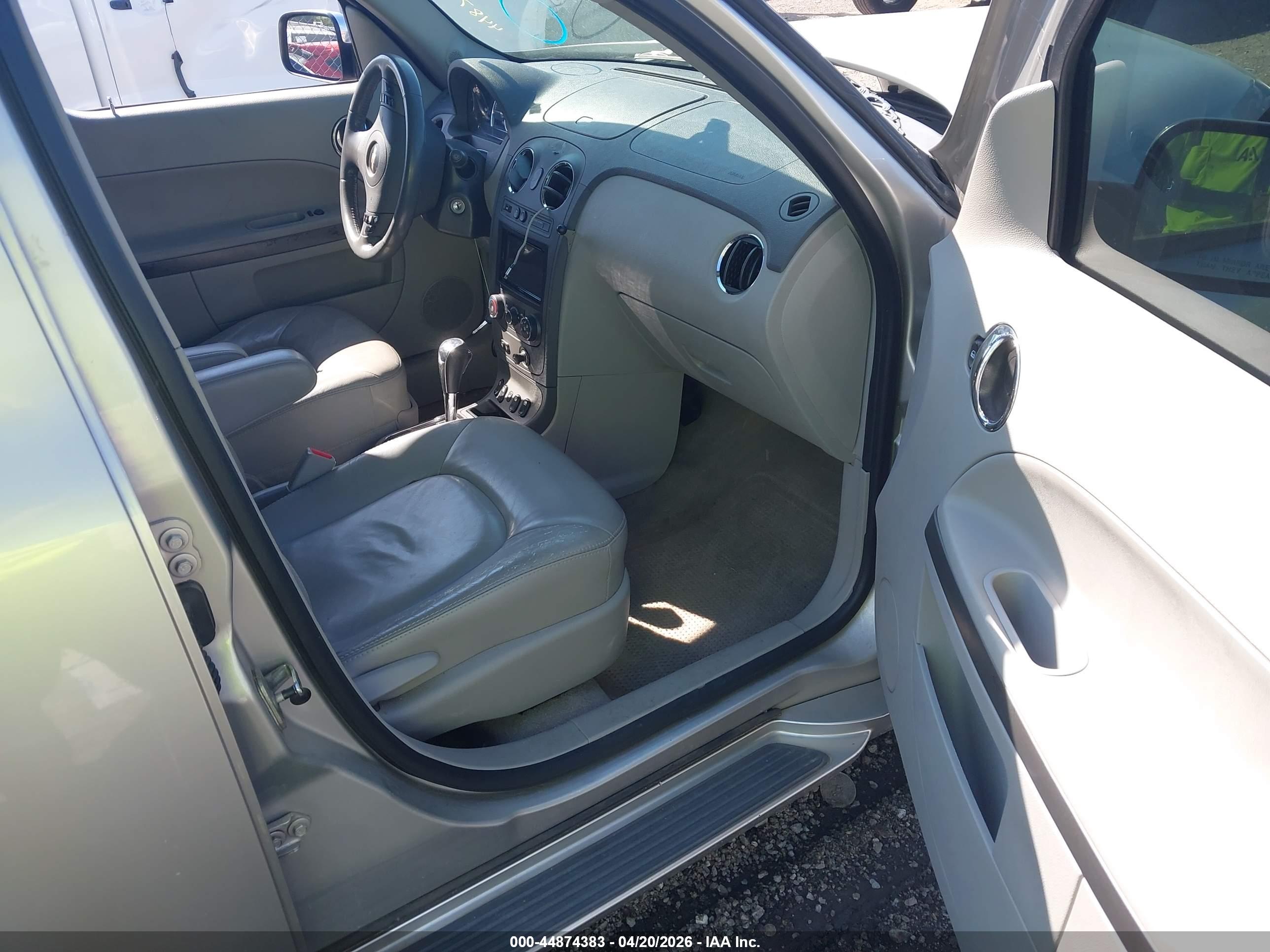 CHEVROLET HHR image 5
