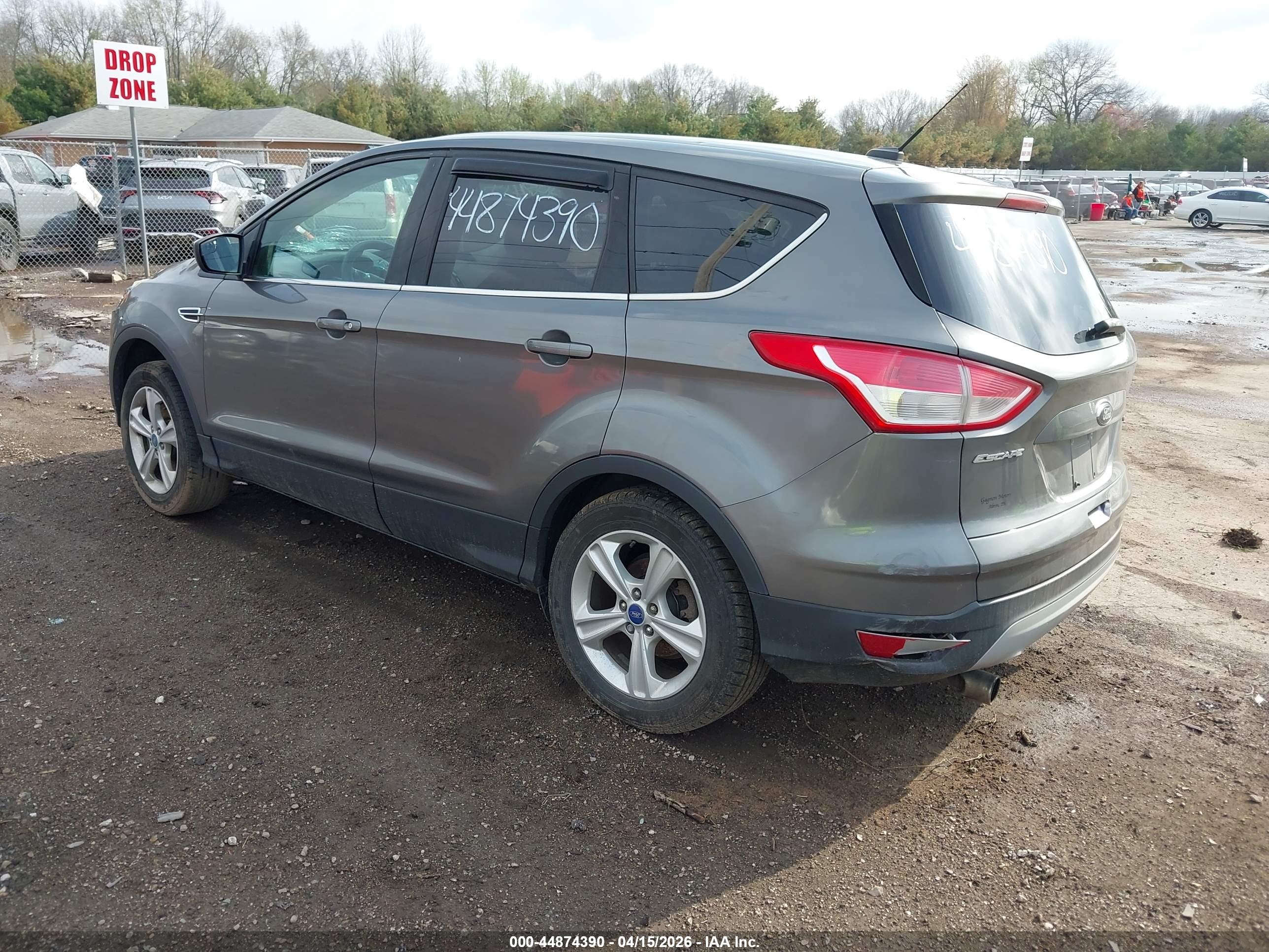 FORD ESCAPE image 3