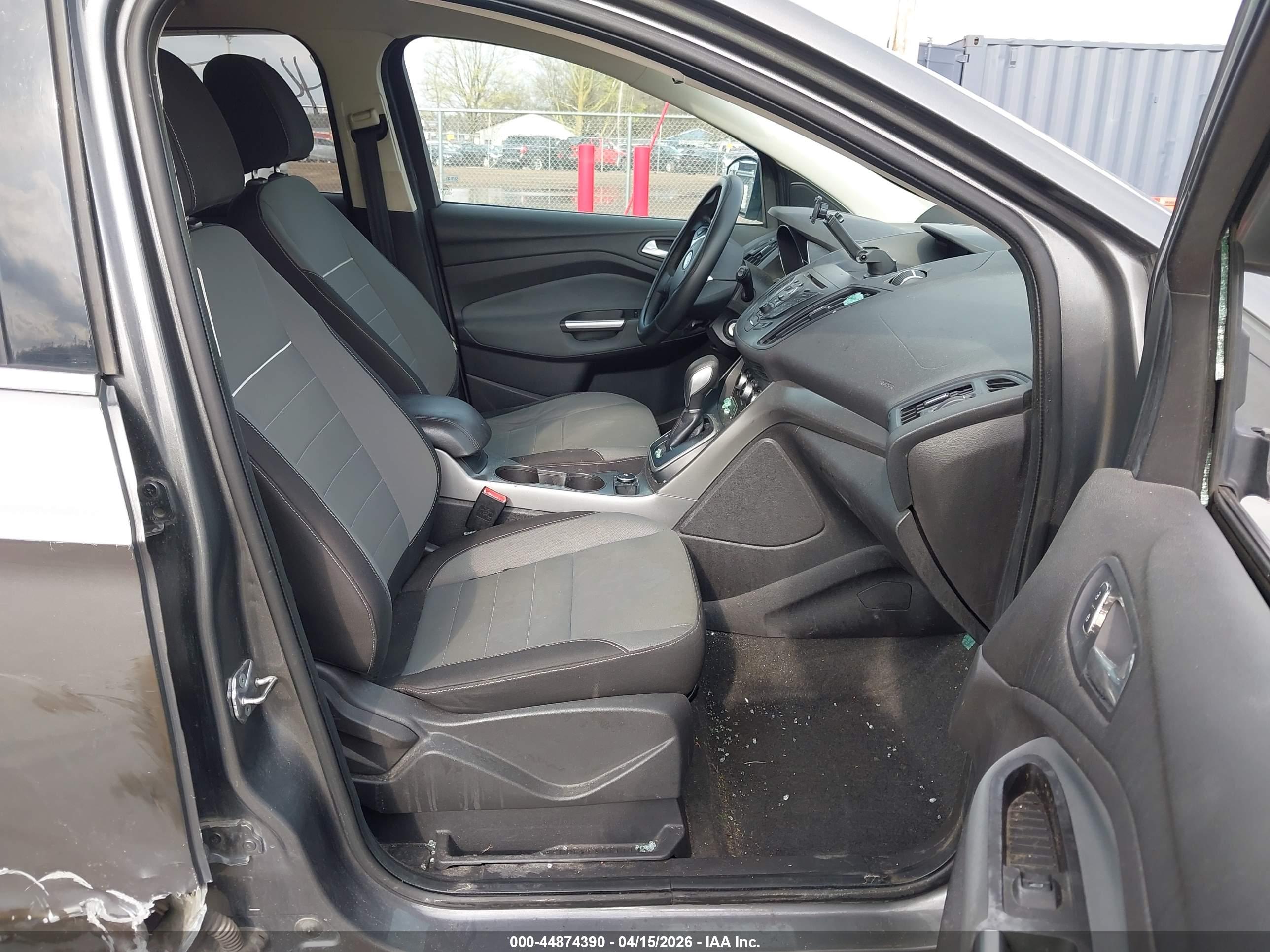 FORD ESCAPE image 5