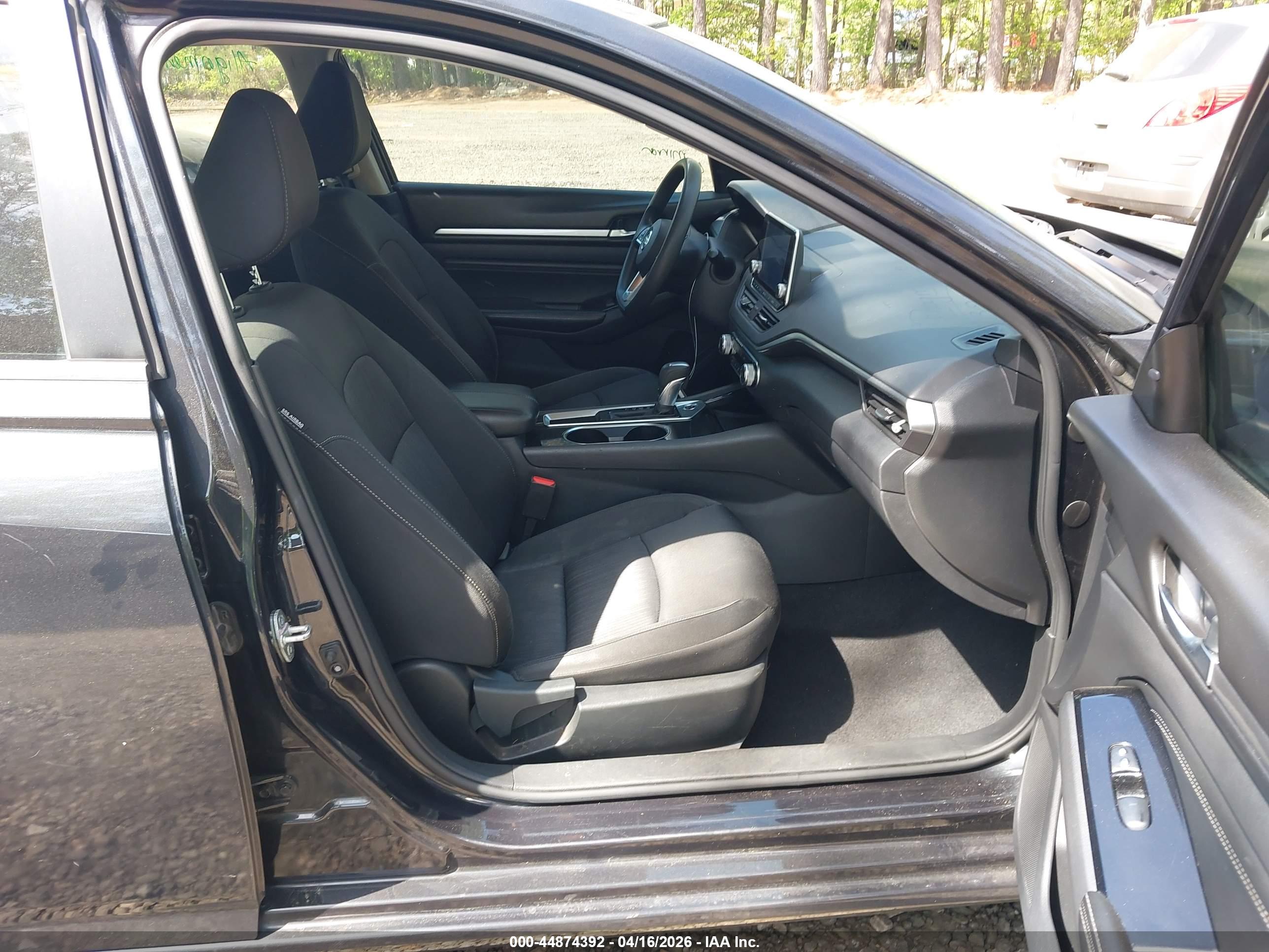 NISSAN ALTIMA image 5