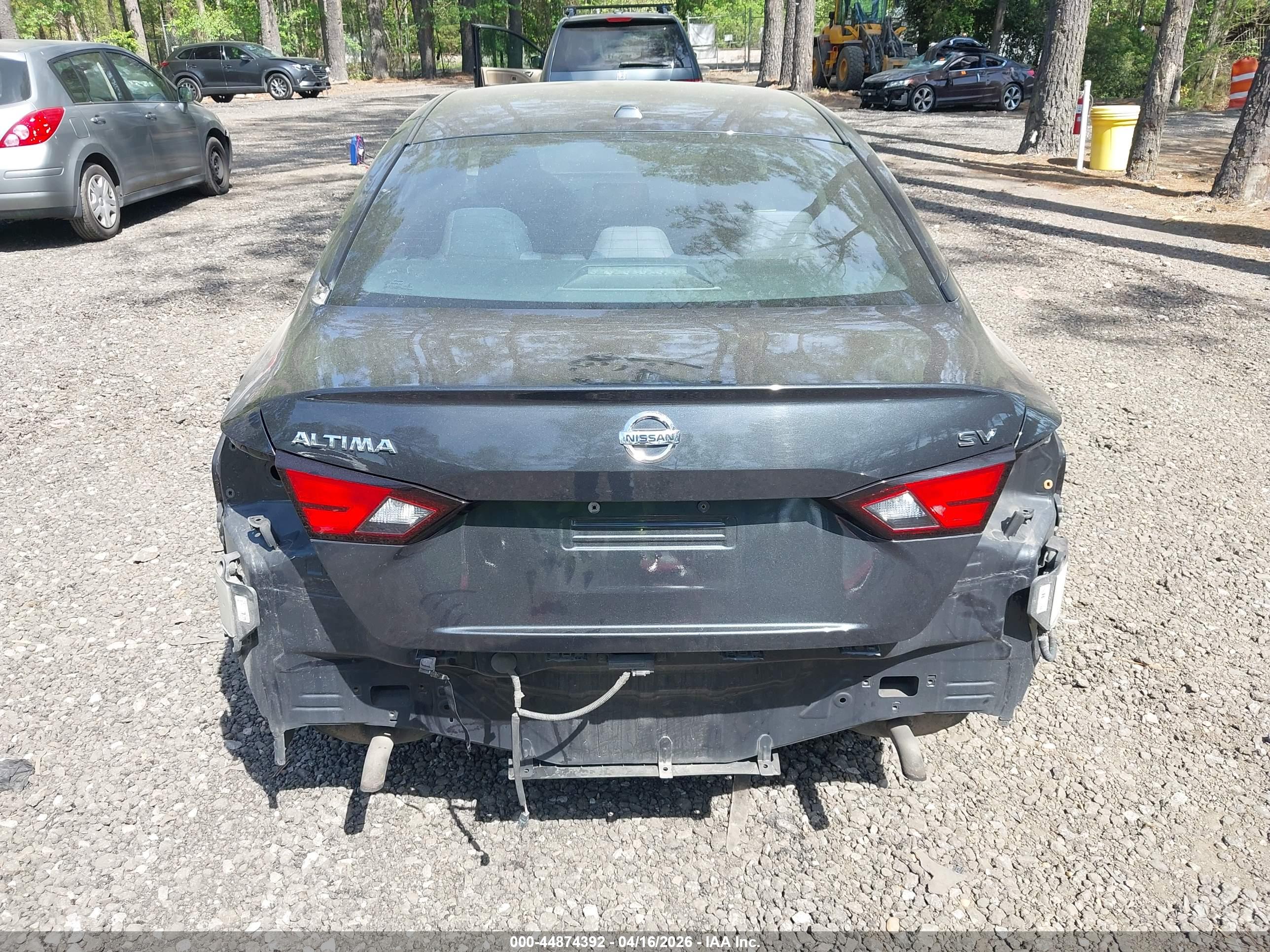 NISSAN ALTIMA image 6