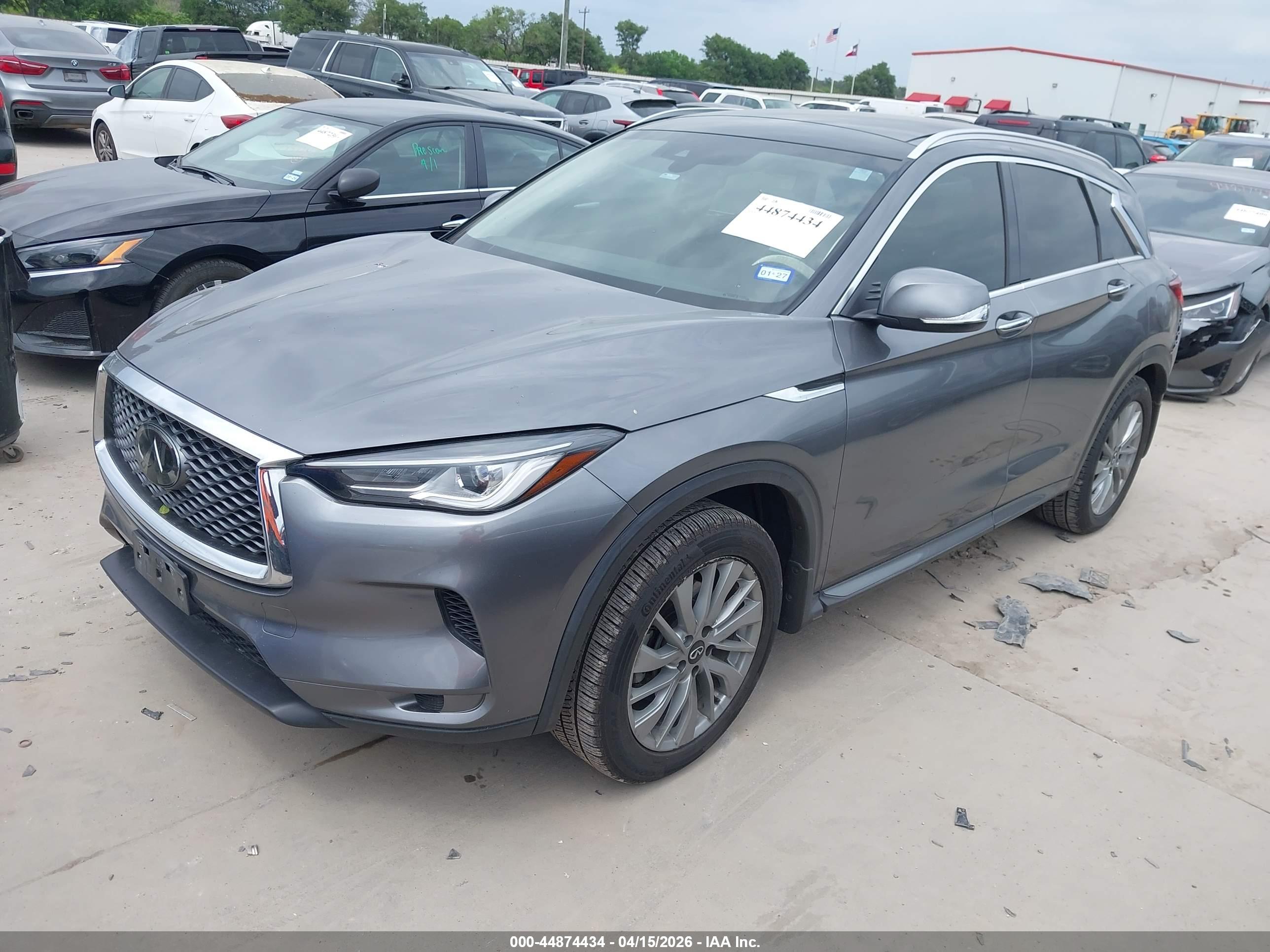 INFINITI QX50 image 2