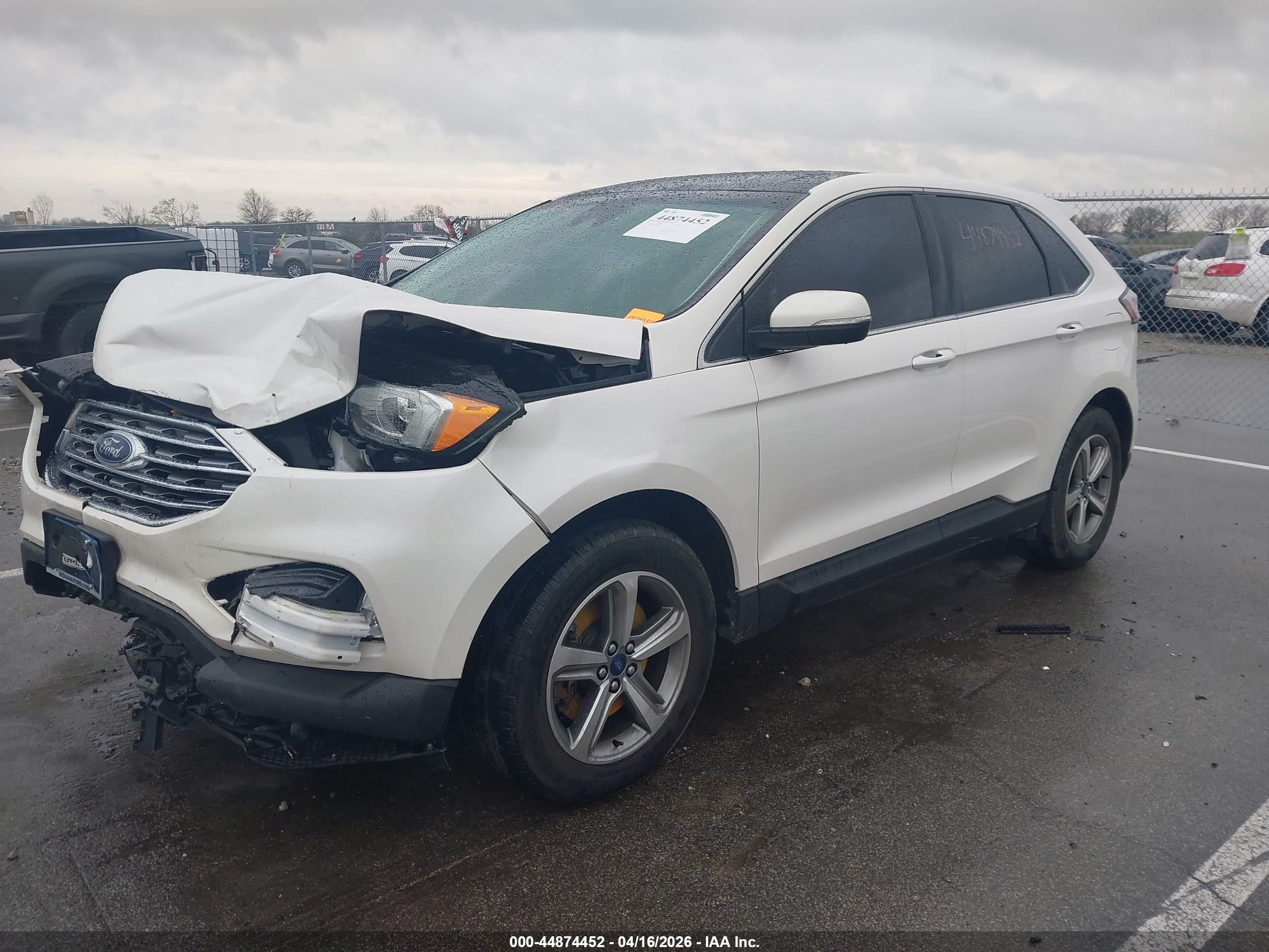 FORD EDGE image 2