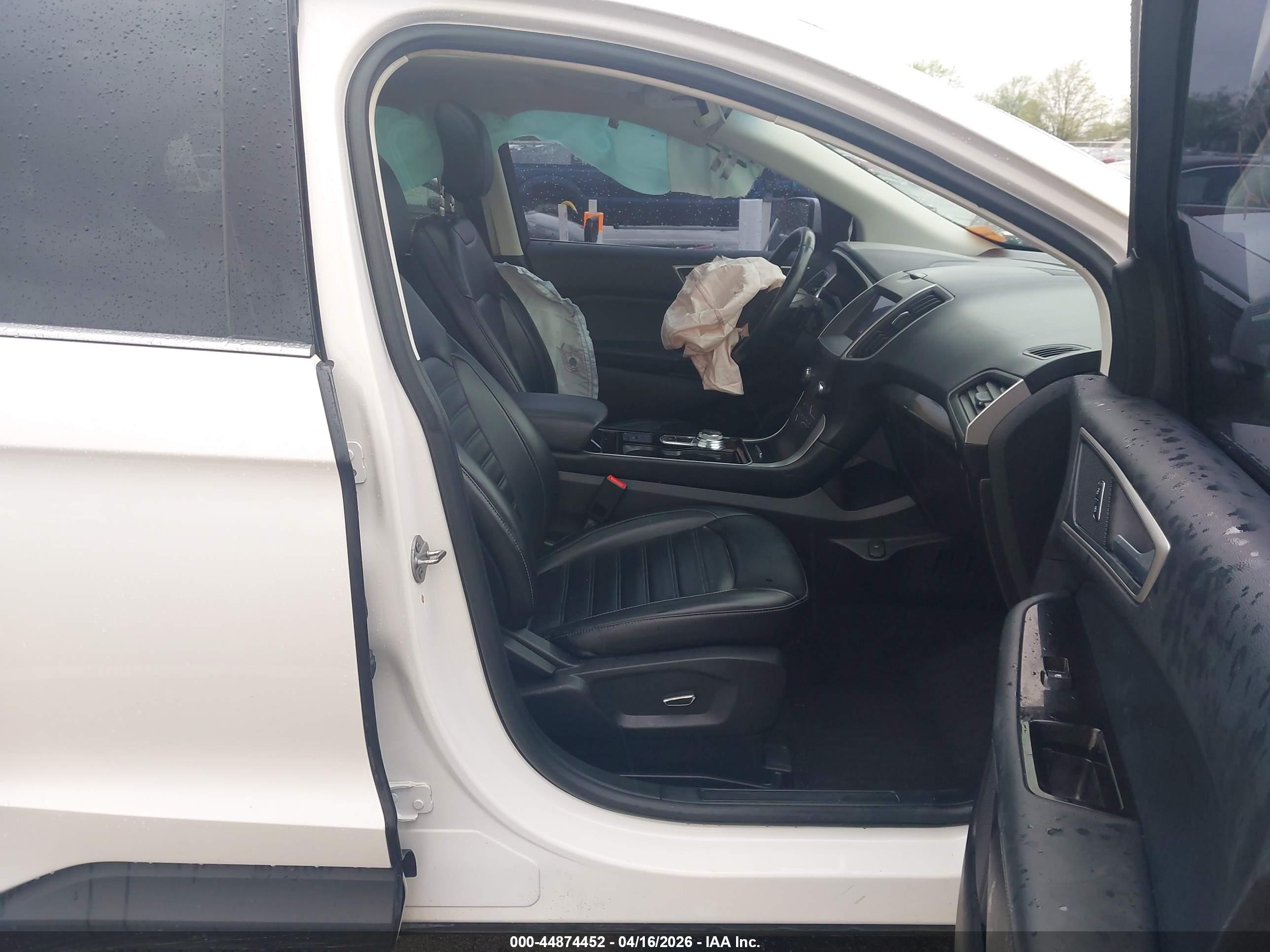 FORD EDGE image 5