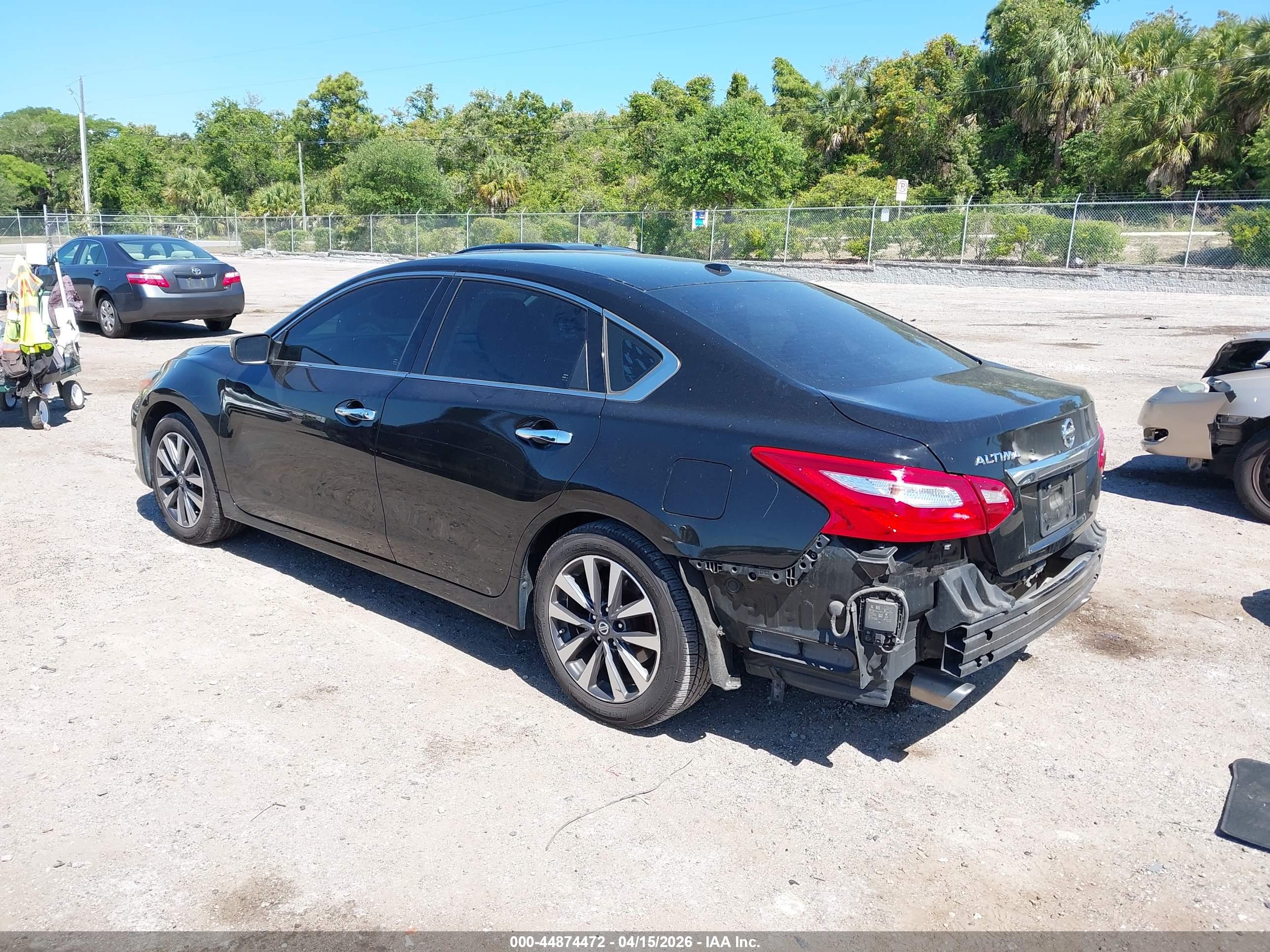 NISSAN ALTIMA image 3