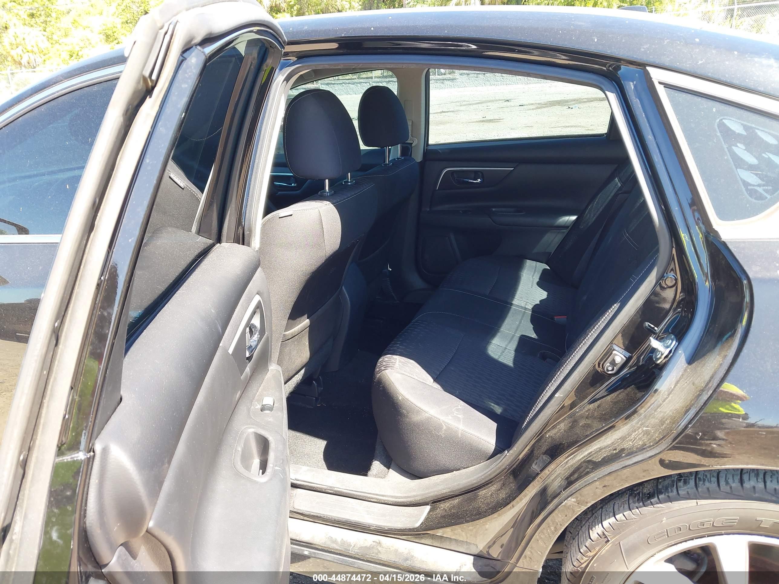 NISSAN ALTIMA image 8