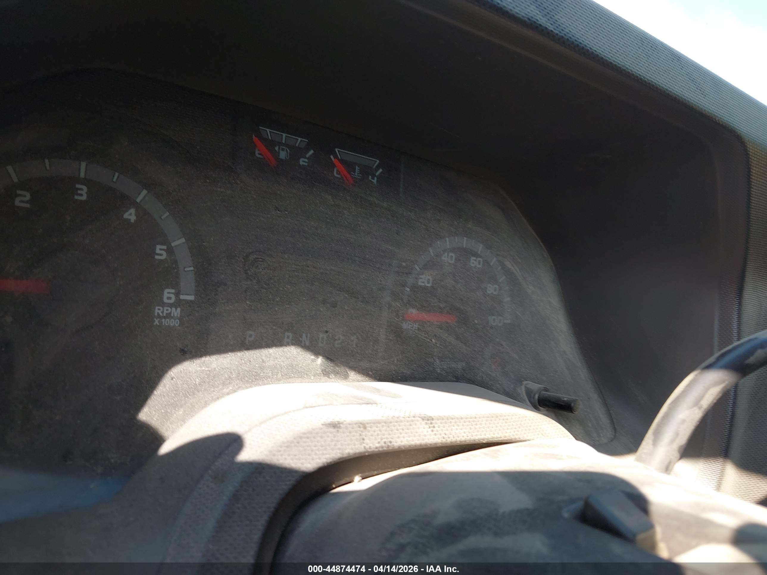 FORD E-250 image 7