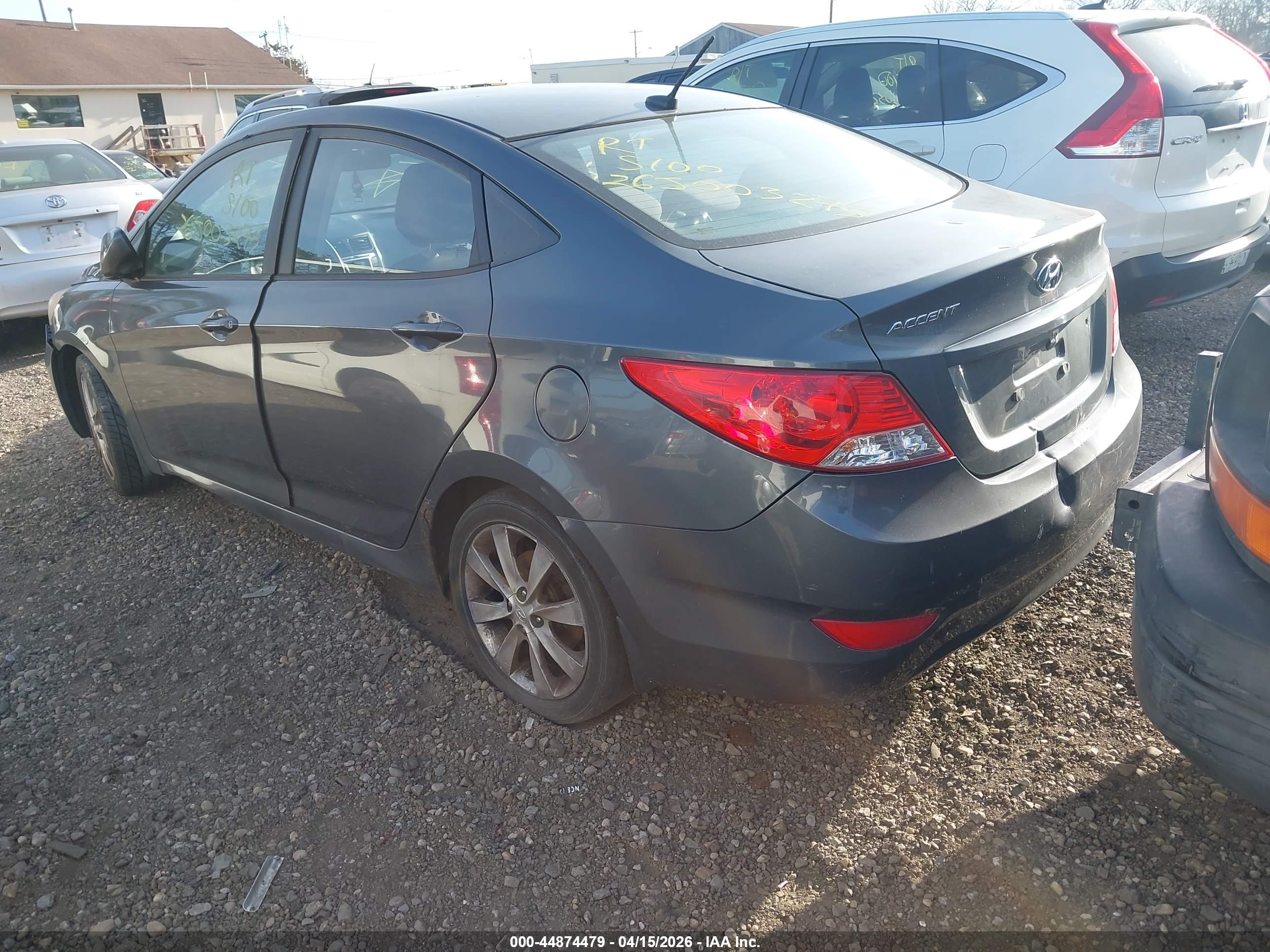 HYUNDAI ACCENT image 3