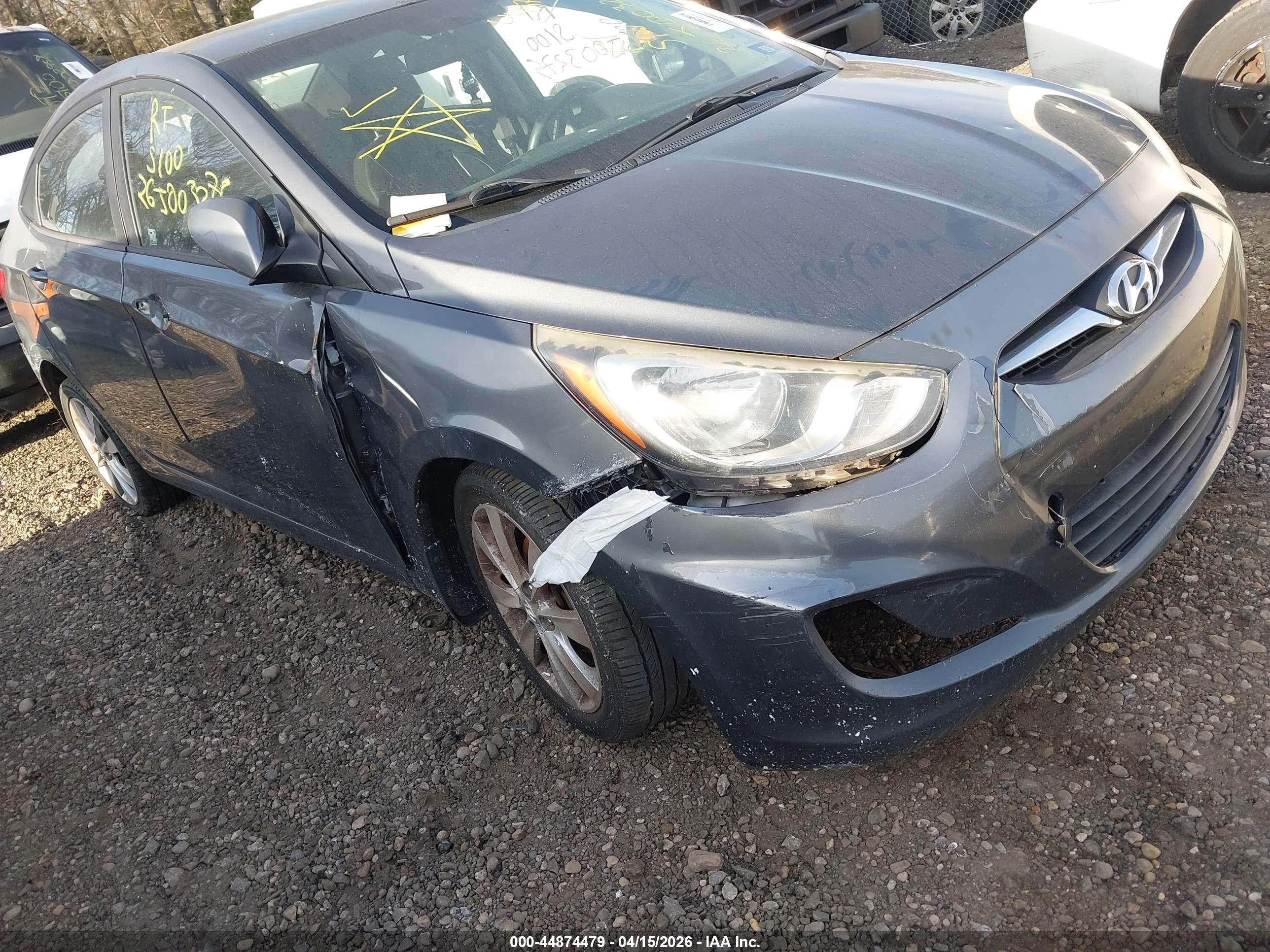 HYUNDAI ACCENT image 6