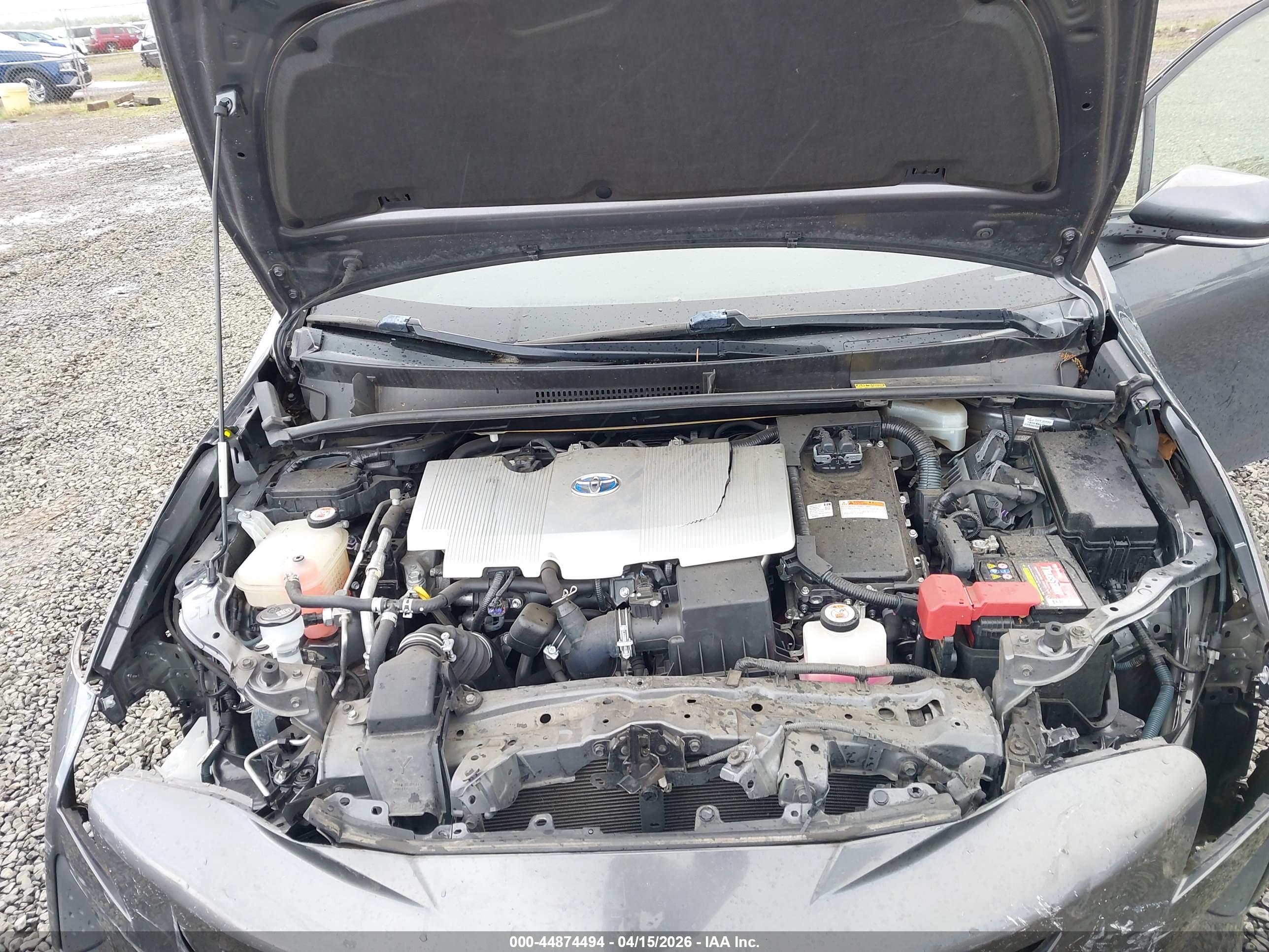 TOYOTA PRIUS image 10