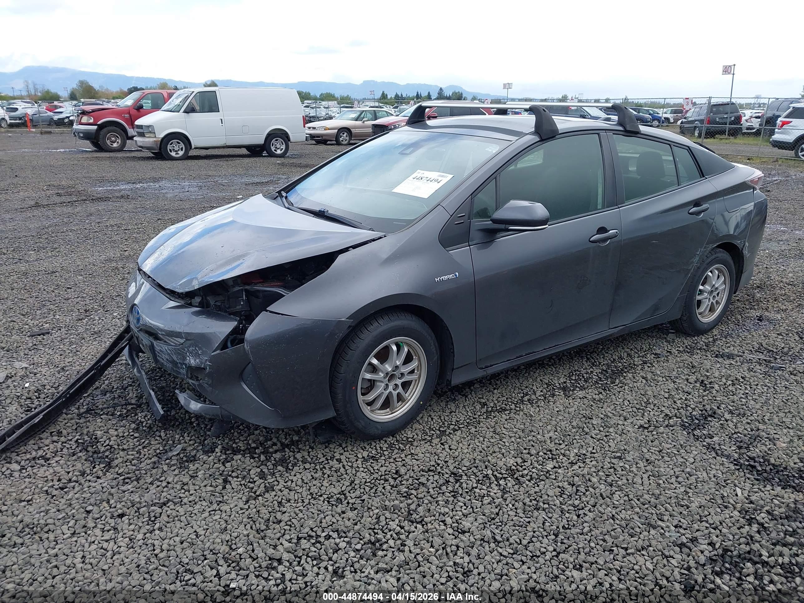 TOYOTA PRIUS image 2