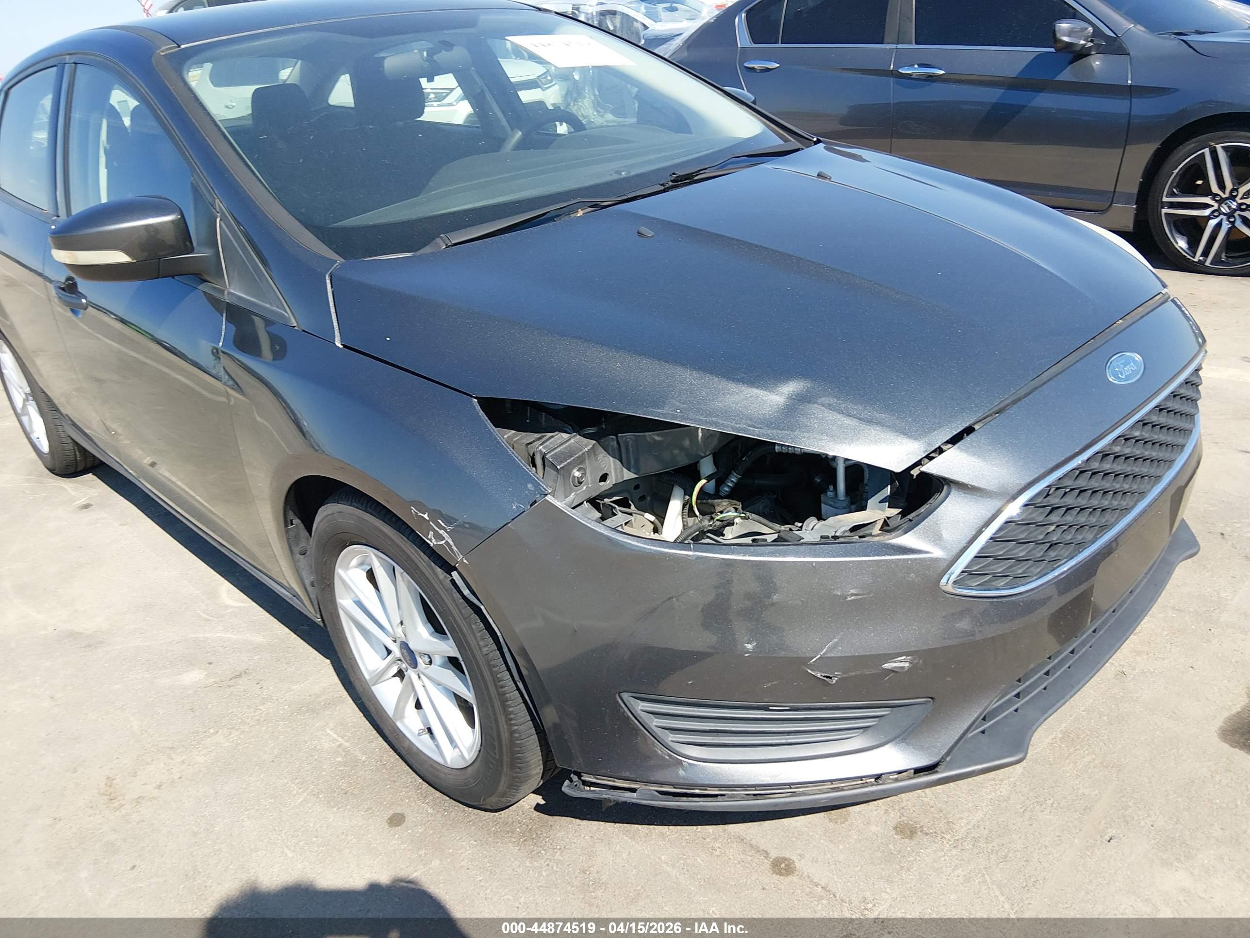 FORD FOCUS image 6