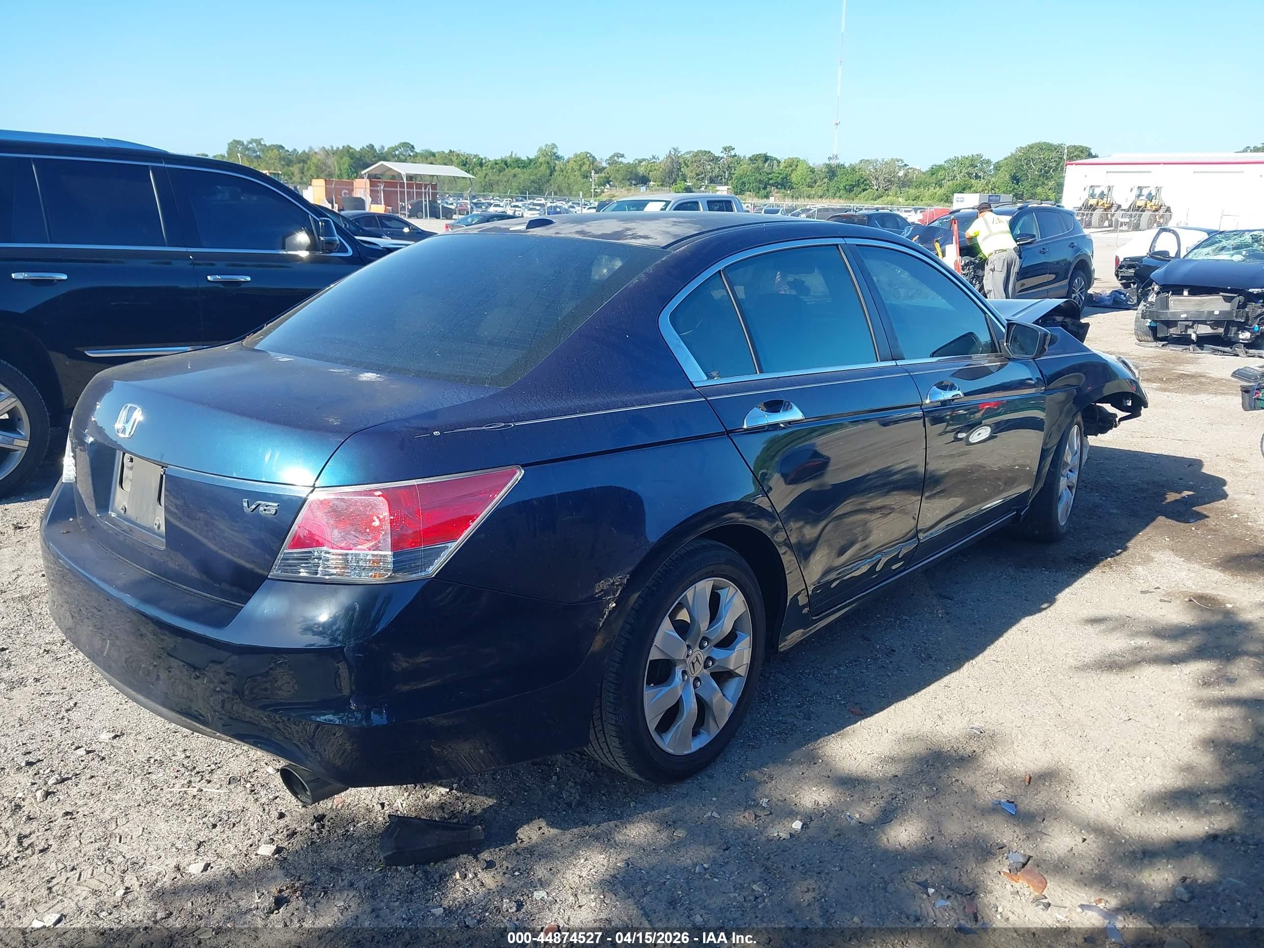 HONDA ACCORD image 4