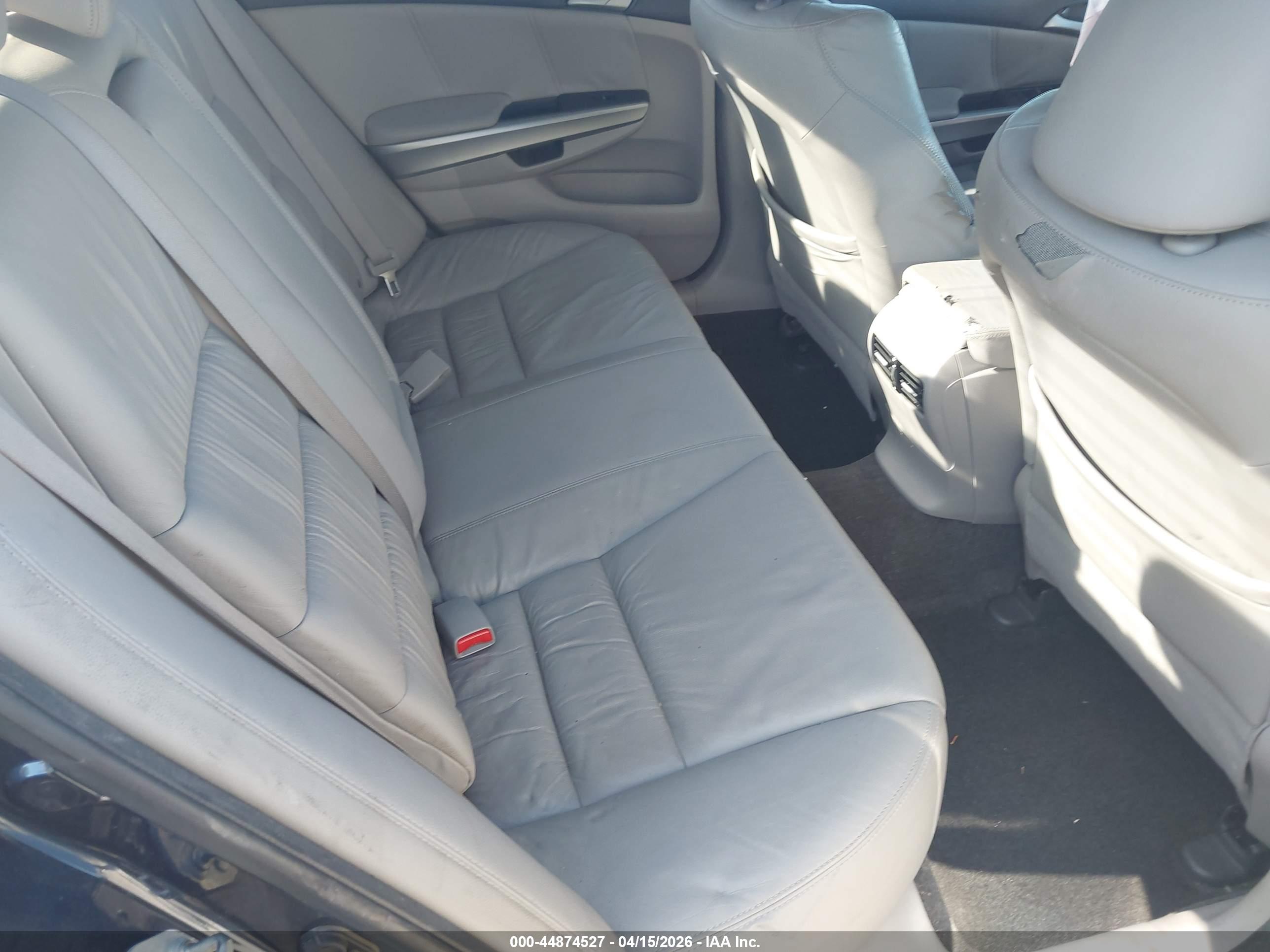 HONDA ACCORD image 8