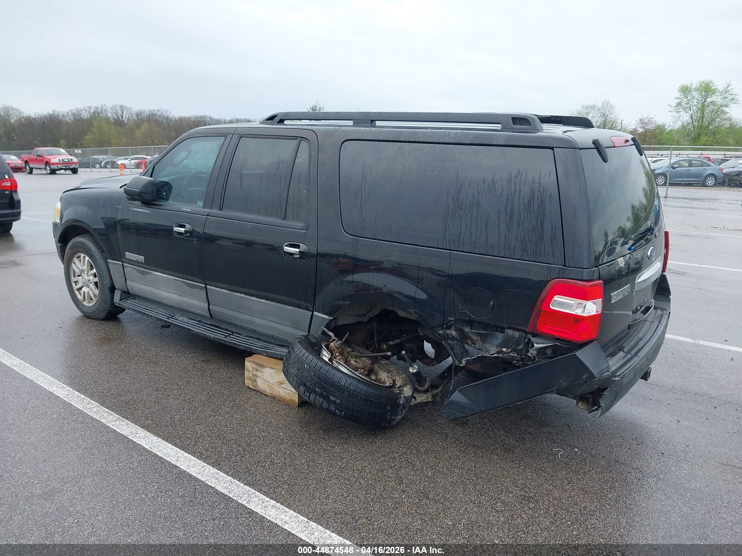 FORD EXPEDITION image 3