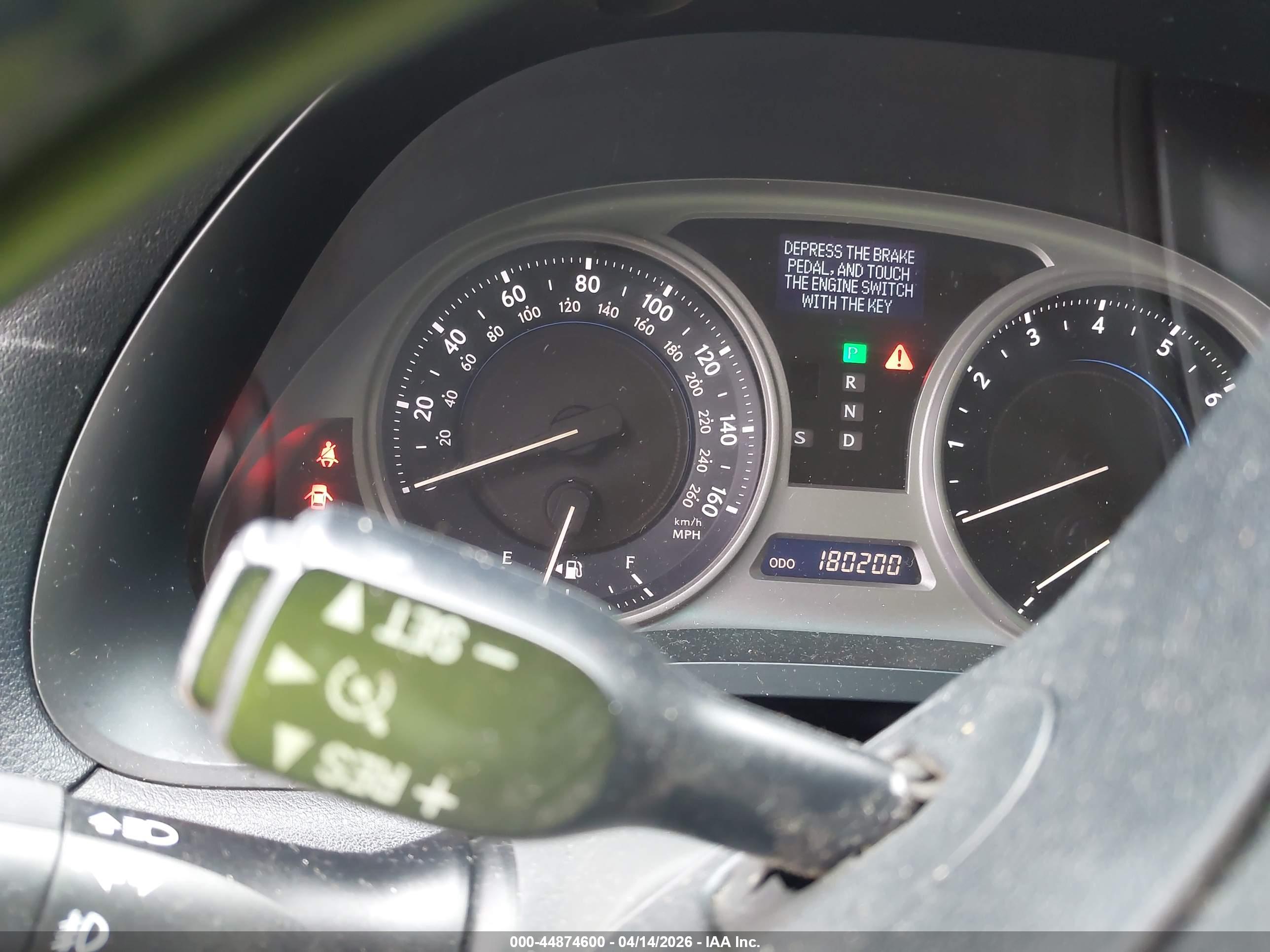 LEXUS IS image 7
