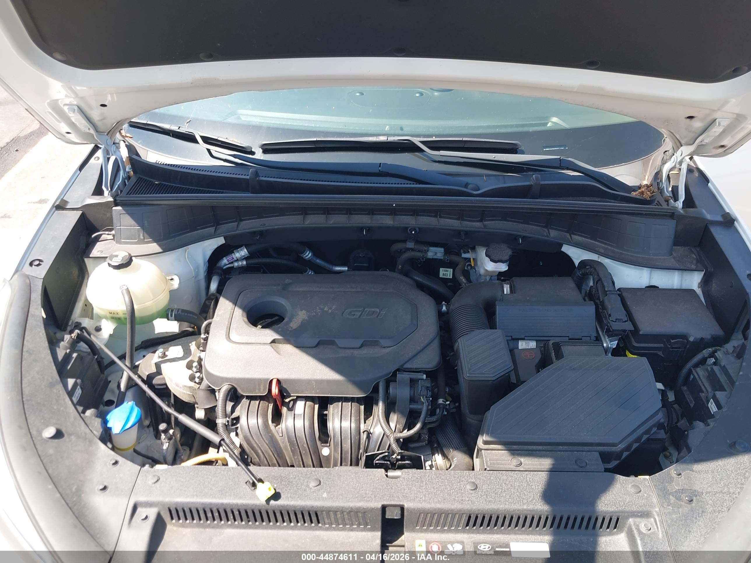 HYUNDAI TUCSON image 10