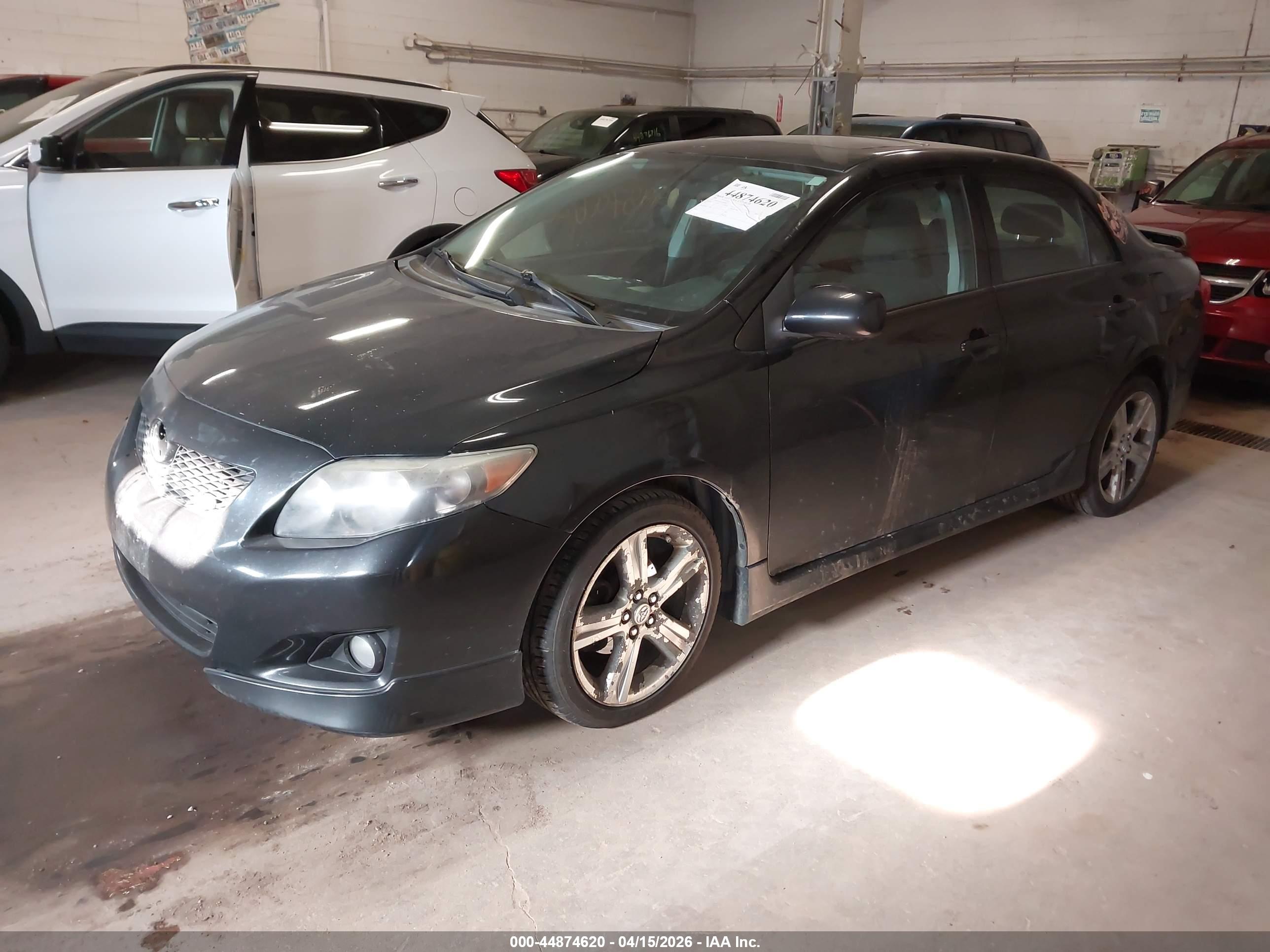 TOYOTA COROLLA image 2