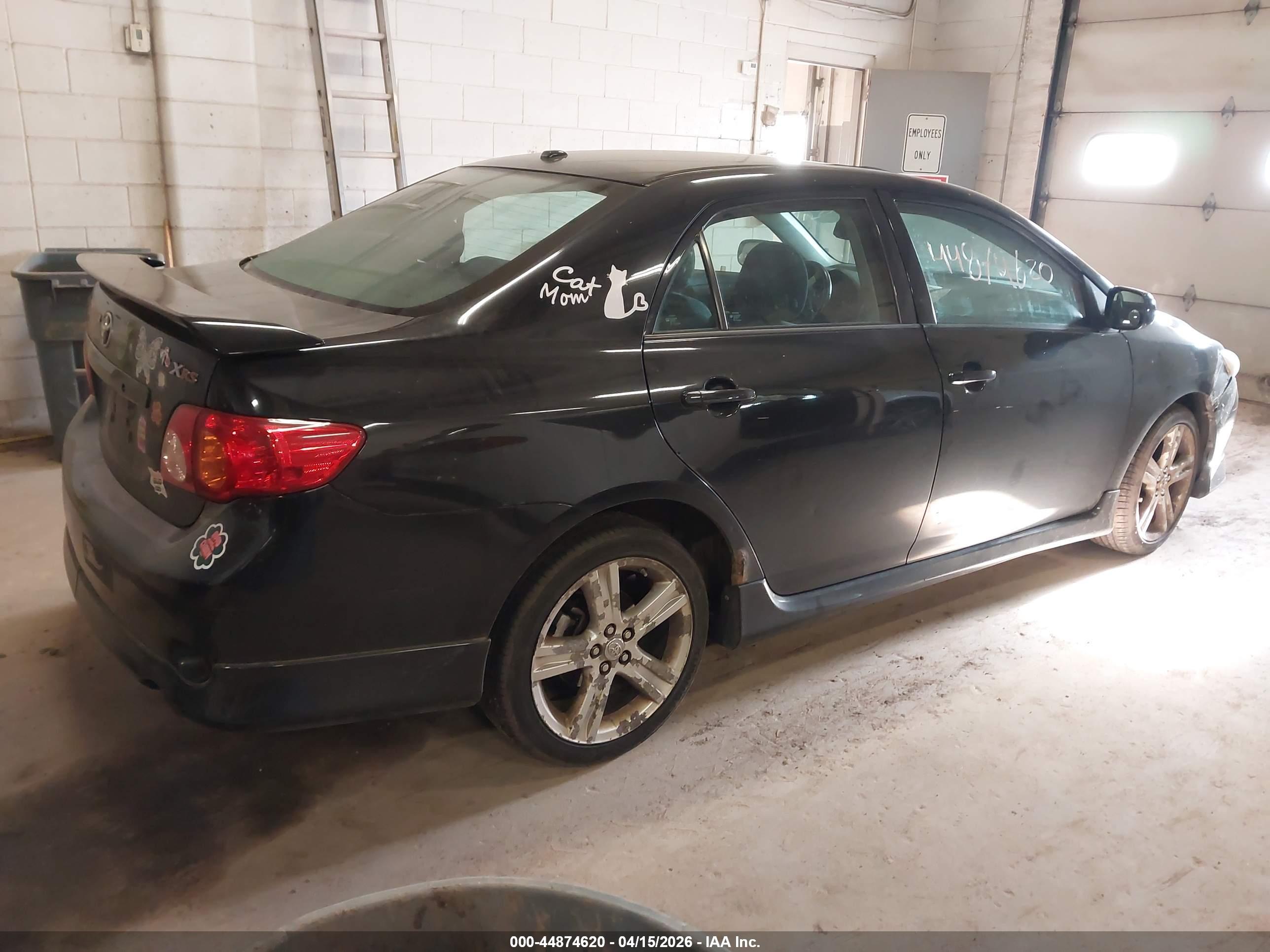 TOYOTA COROLLA image 4