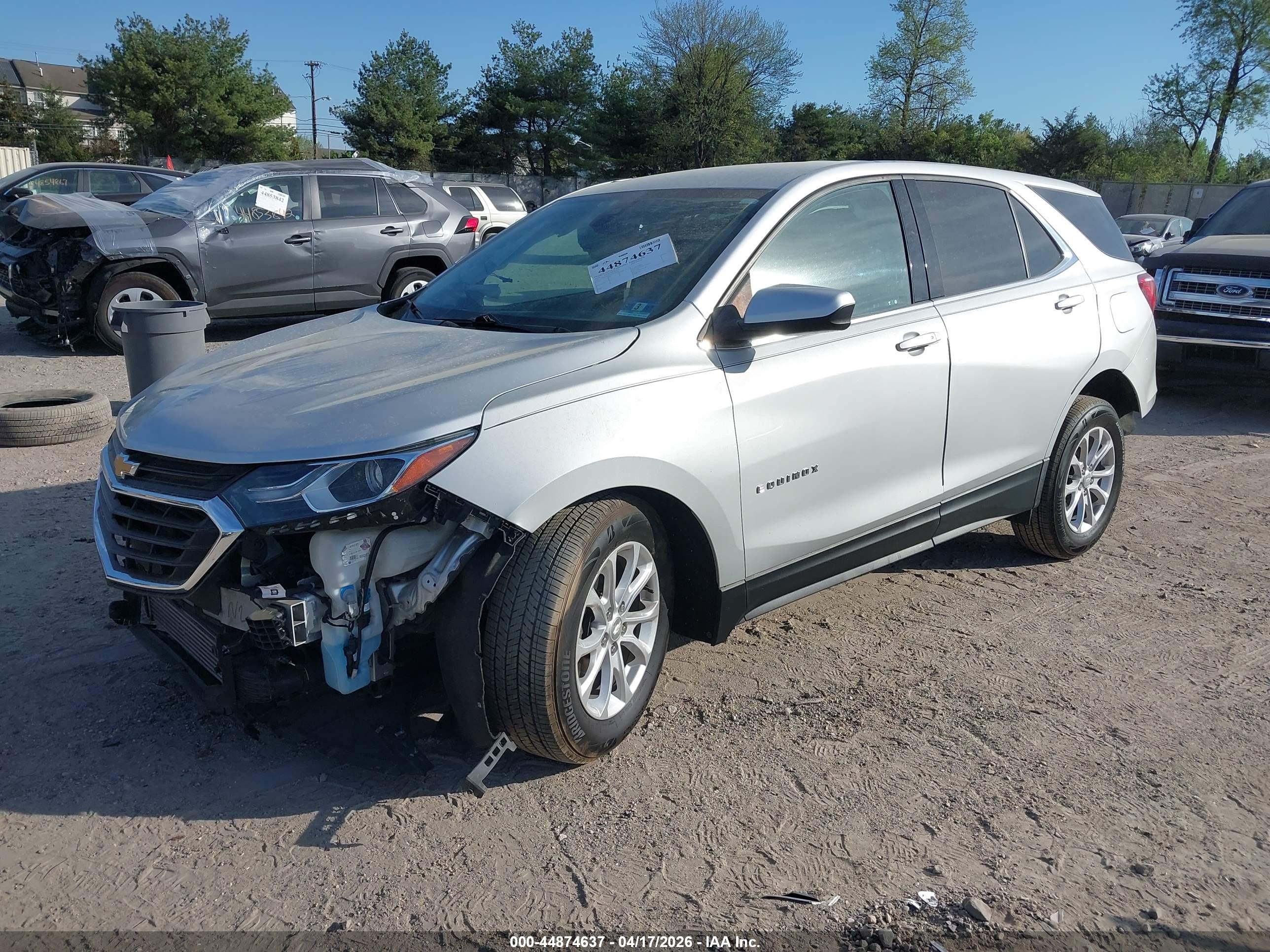 CHEVROLET EQUINOX image 2