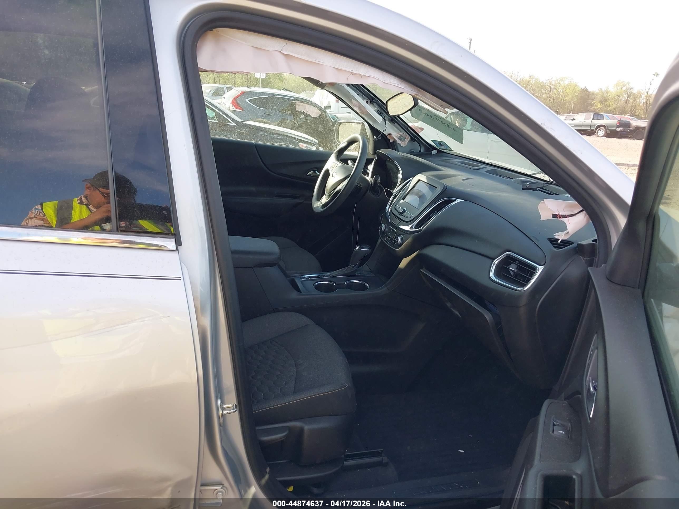 CHEVROLET EQUINOX image 5