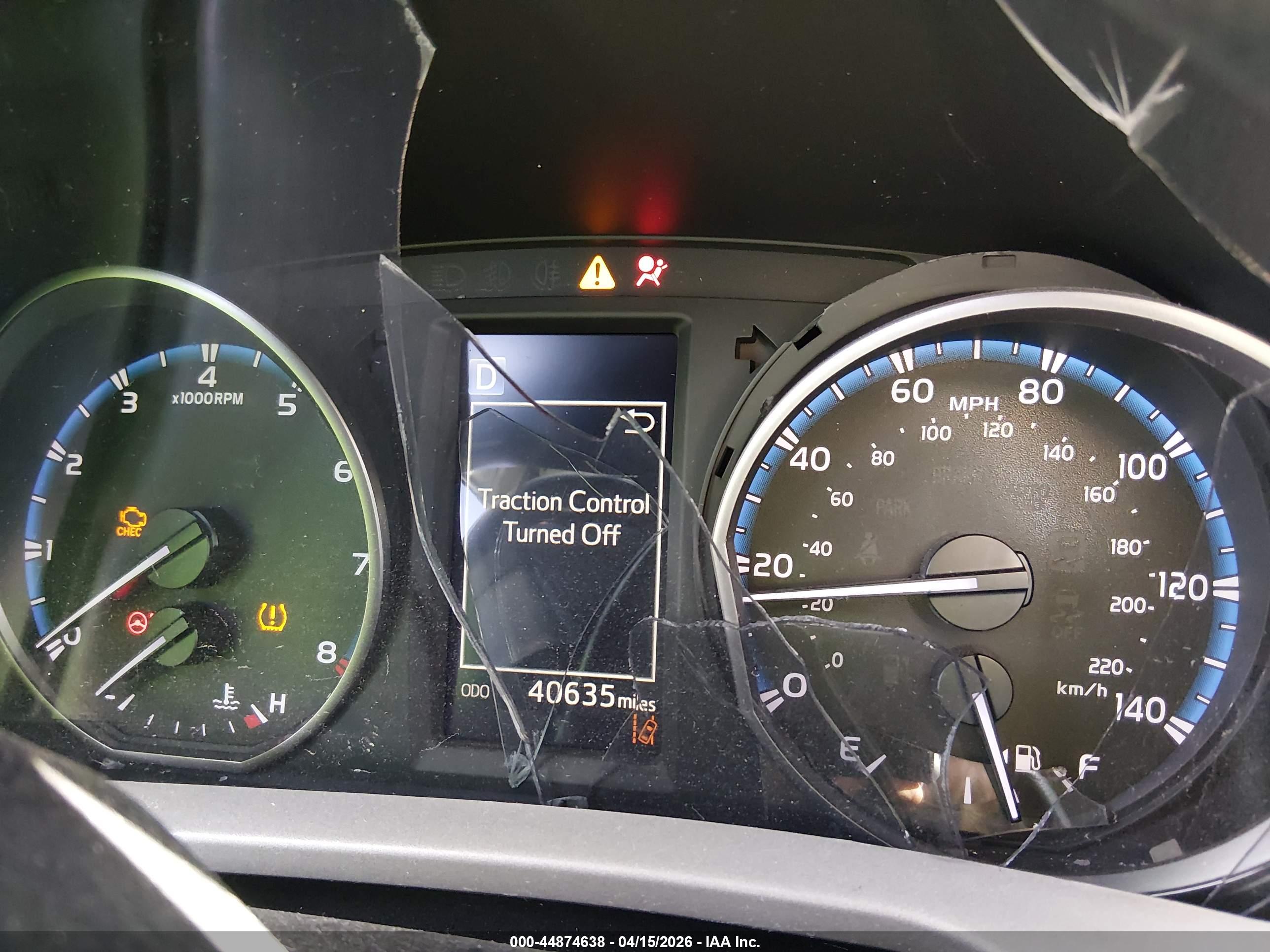 TOYOTA RAV4 image 7