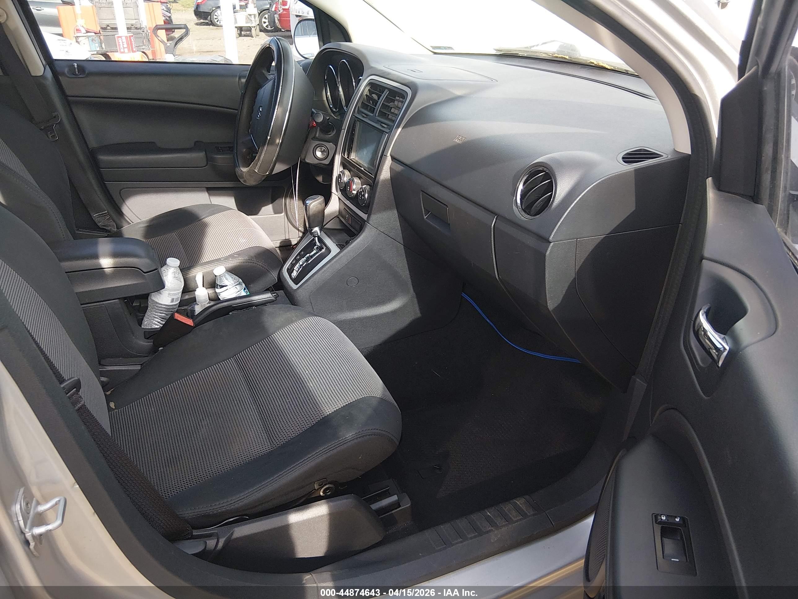 DODGE CALIBER image 5