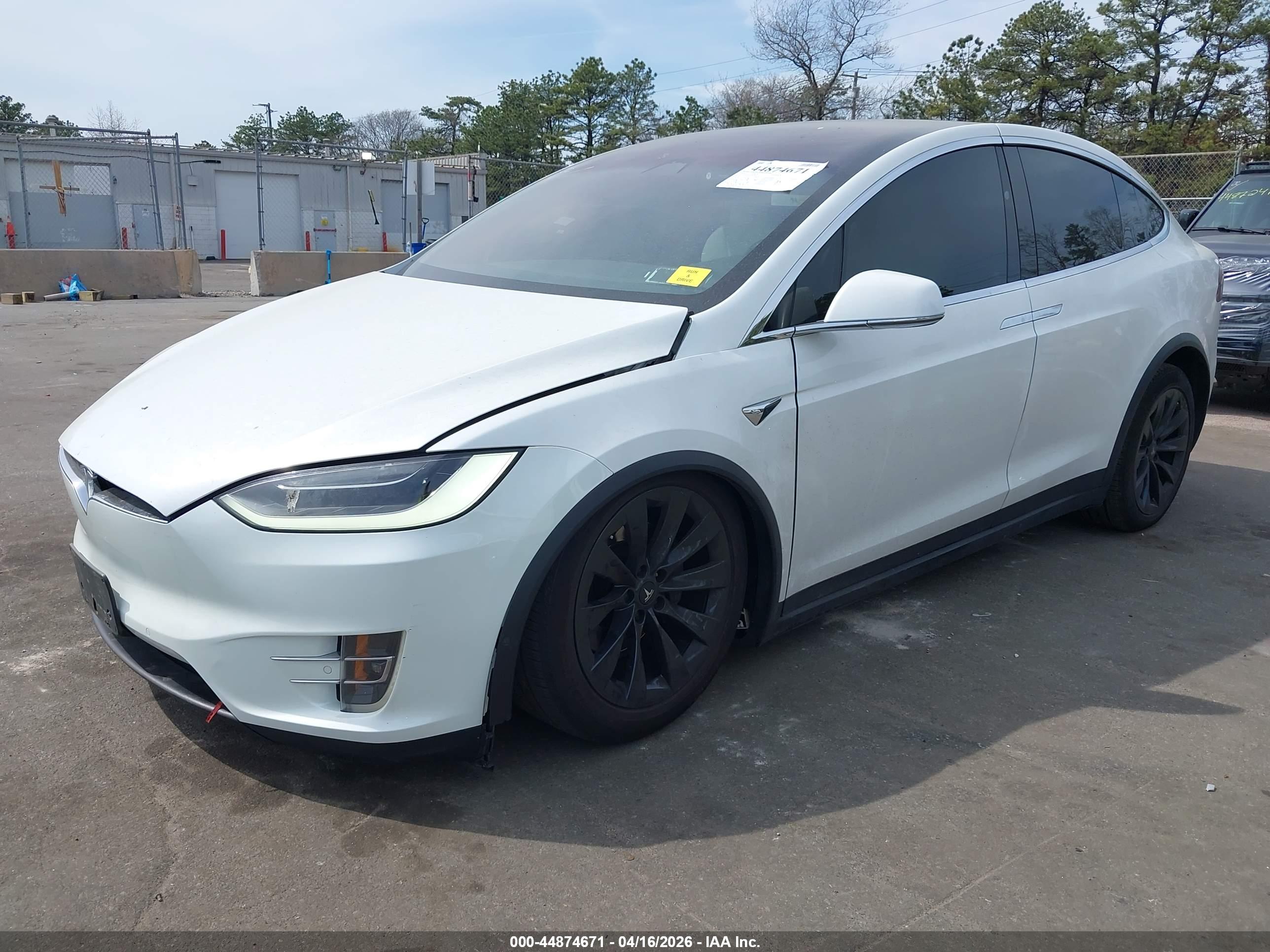 TESLA MODEL image 6
